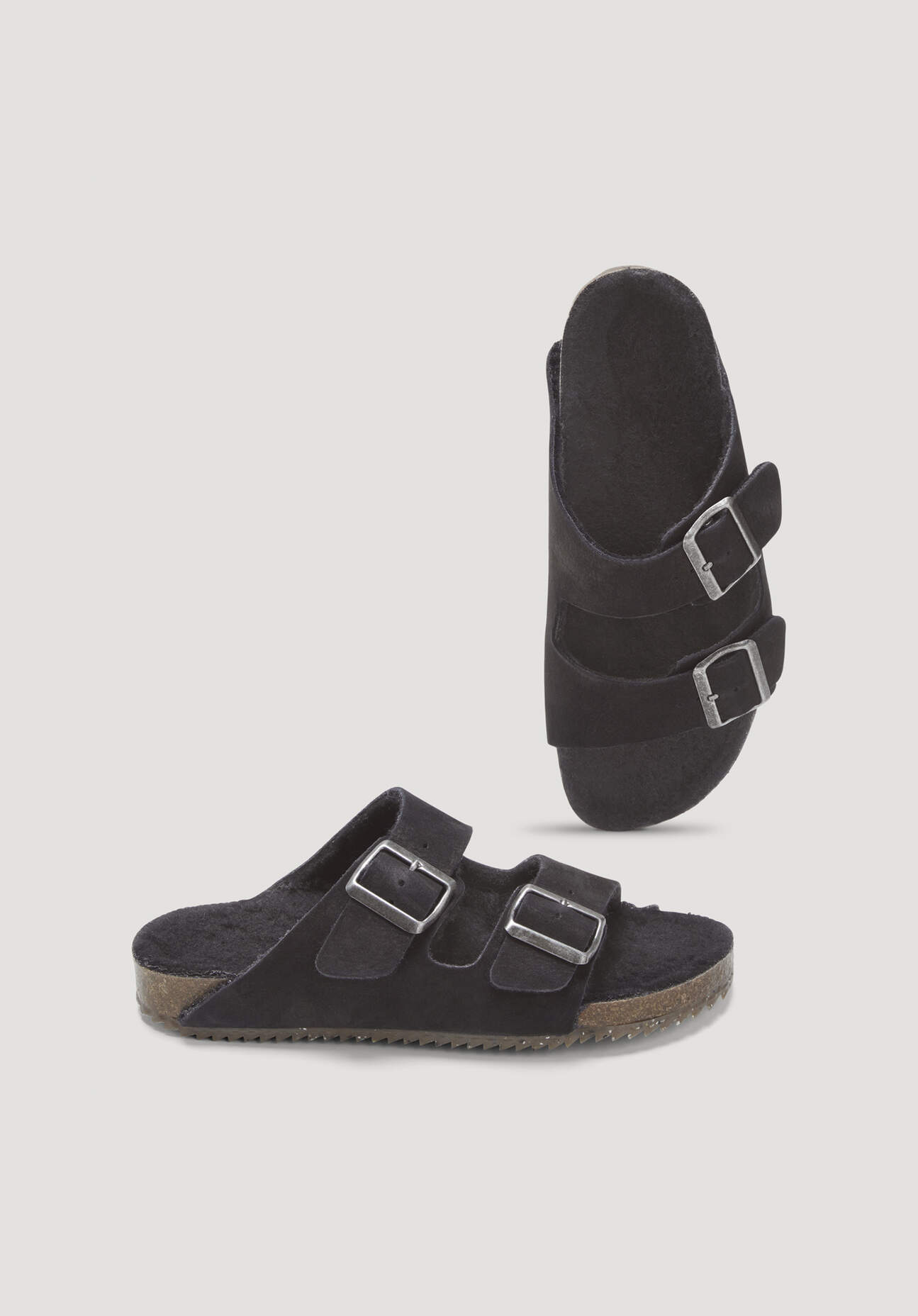 hessnatur Hausschuhe Pantolette Teddy aus chromfrei gegerbtem Nubuk-Leder - schwarz Grösse36 hessnatur Hausschuhe Pantolette Teddy aus chromfrei gegerbtem Nubuk-Leder - schwarz Grösse36 von hessnatur