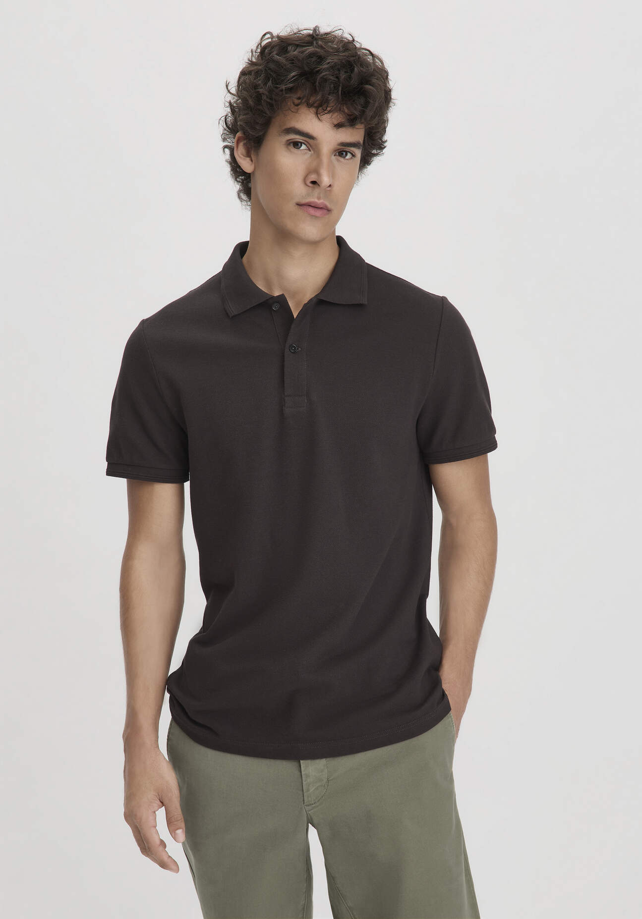 hessnatur Herren Piqué Polo Regular aus Bio-Baumwolle - braun Grösse46 von hessnatur