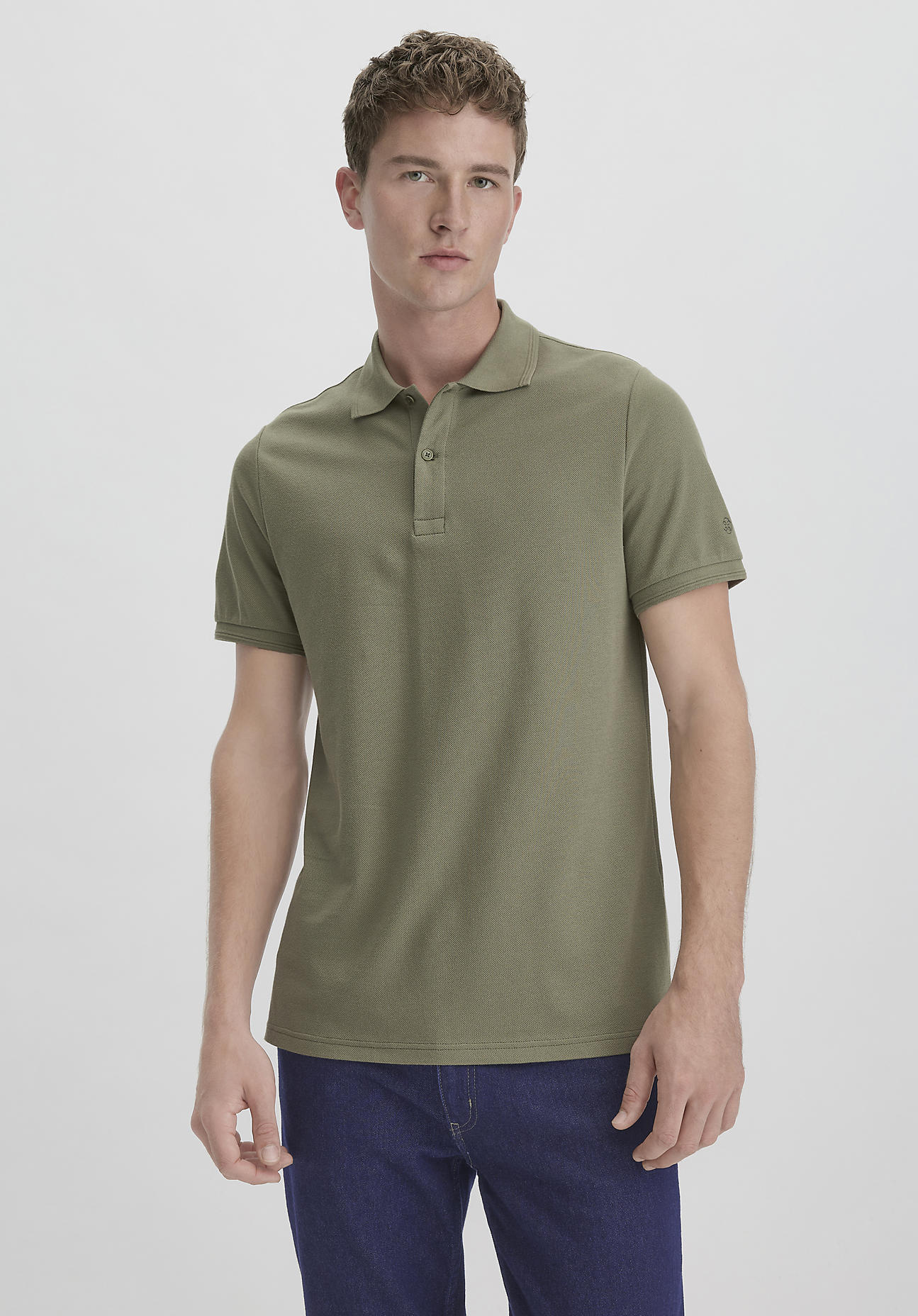 hessnatur Herren Piqué Polo Regular aus Bio-Baumwolle - grün Grösse48 von hessnatur