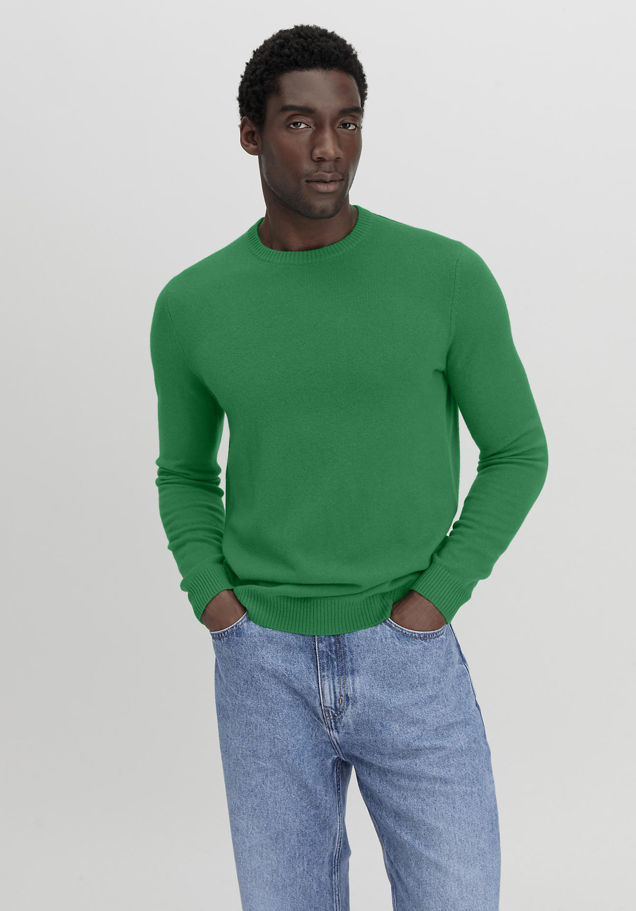 hessnatur Herren Pullover Regular aus Bio-Merinowolle mit Kaschmir - grün Grösse50 von hessnatur