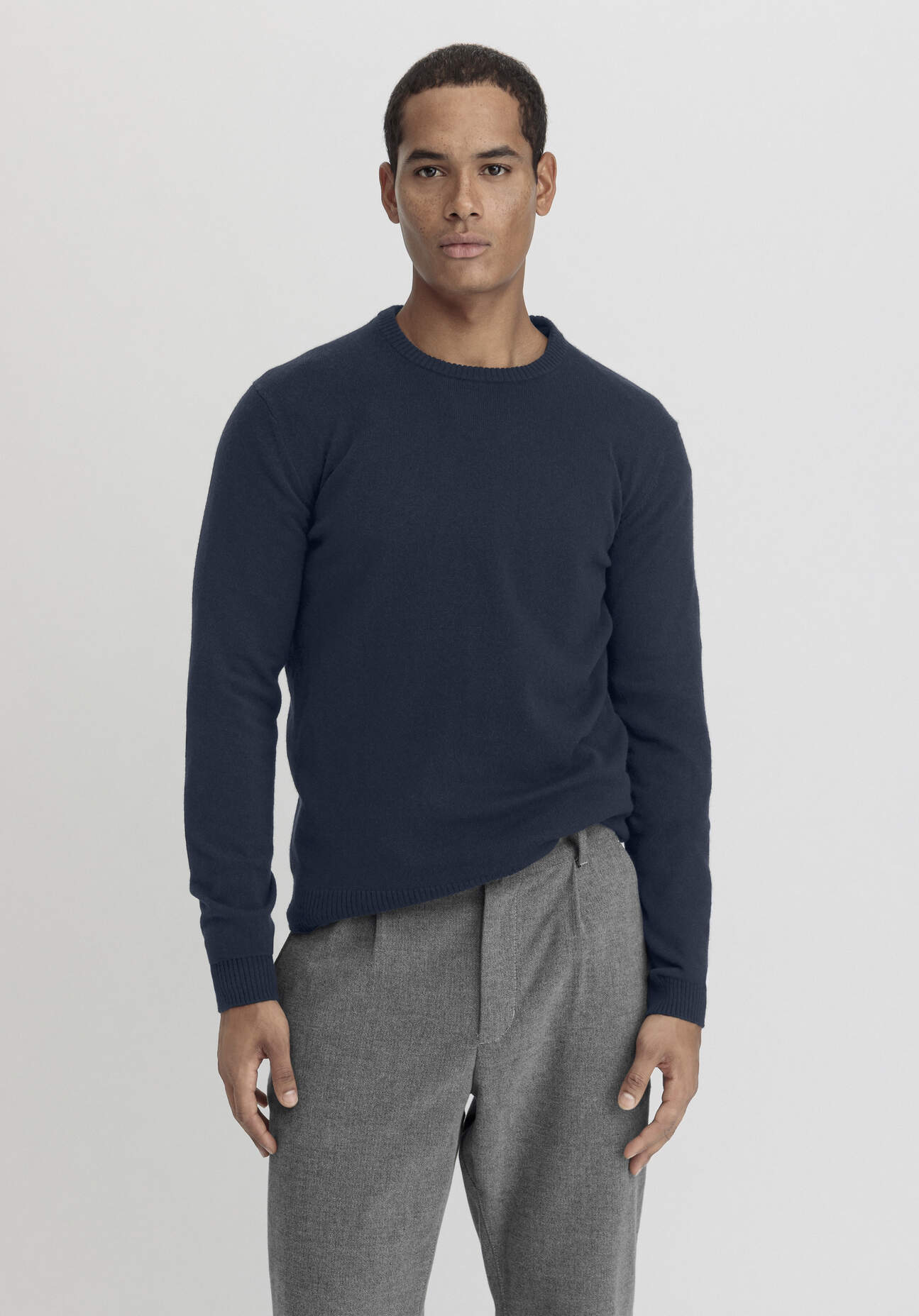 hessnatur Herren Pullover Regular aus Kaschmir - blau Grösse56 hessnatur Herren Pullover Regular aus Kaschmir - blau Grösse56 von hessnatur