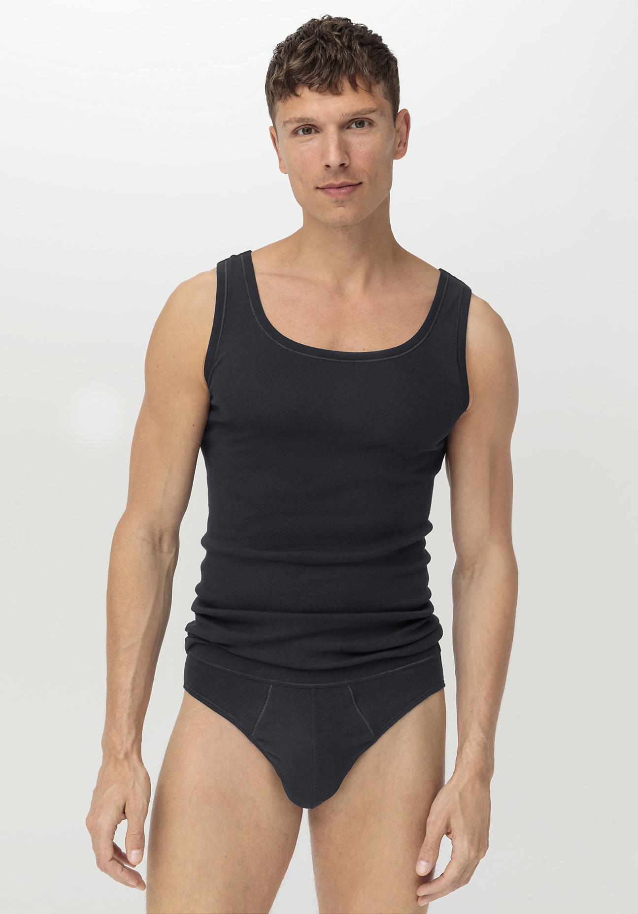 hessnatur Herren Slip Regular Cut PURE NATURE aus Bio-Baumwolle - schwarz Grösse4 = S von hessnatur