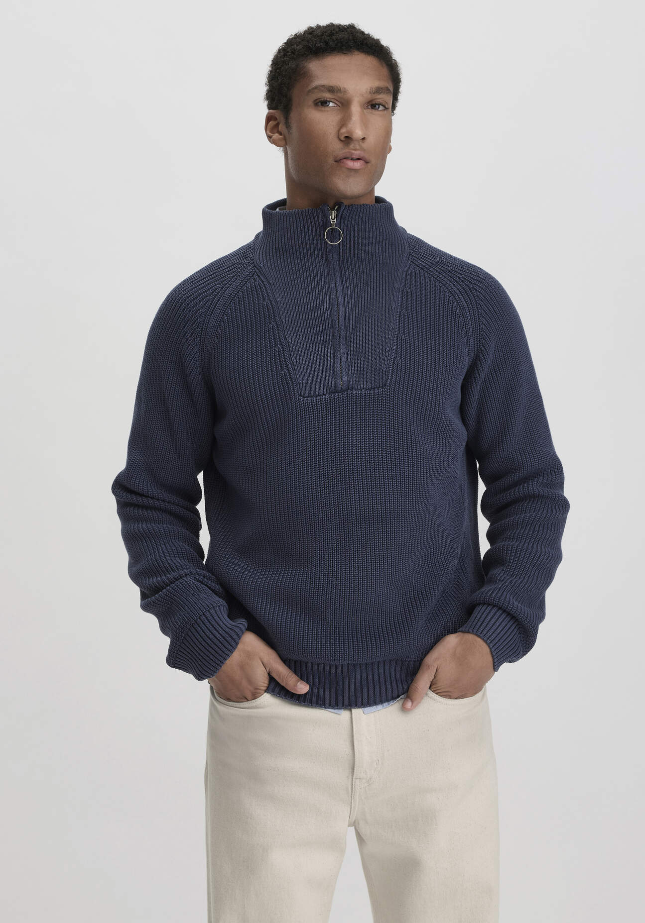 hessnatur Herren Strick Troyer Regular aus Bio-Baumwolle - blau Grösse46 hessnatur Herren Strick Troyer Regular aus Bio-Baumwolle - blau Grösse46 von hessnatur