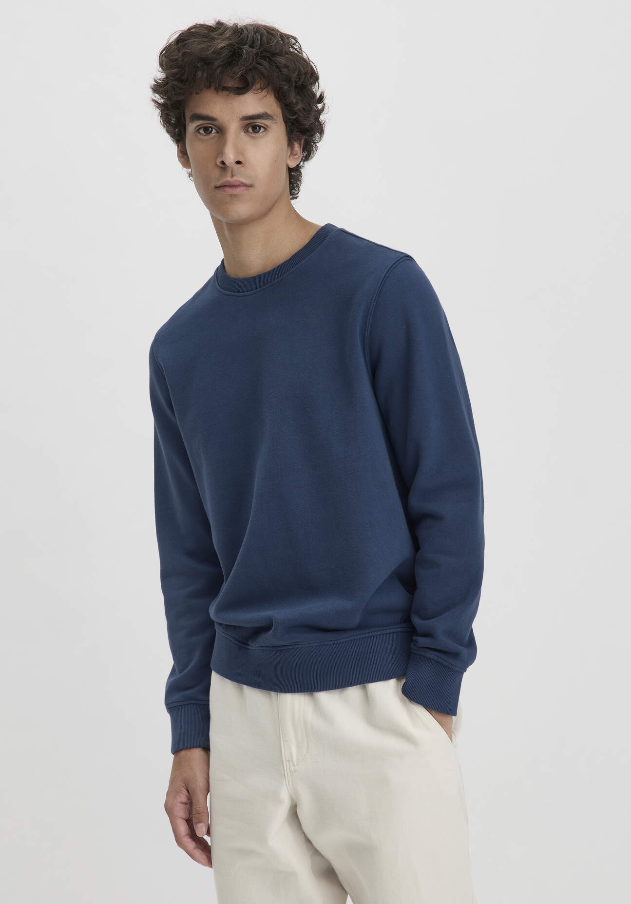 hessnatur Herren Sweatshirt Regular aus Bio-Baumwolle - blau Grösse50 hessnatur Herren Sweatshirt Regular aus Bio-Baumwolle - blau Grösse50 von hessnatur
