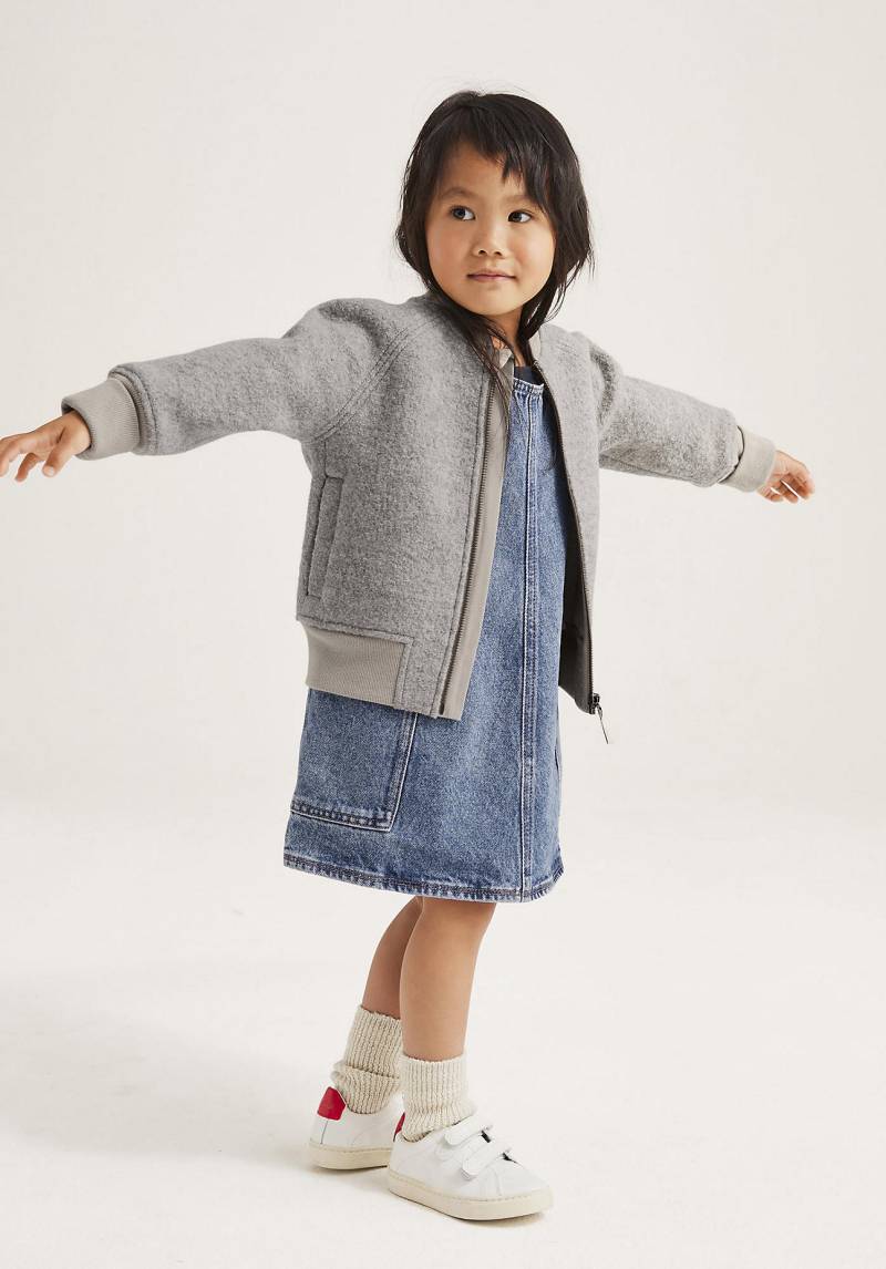 hessnatur Kinder Denim Kleid Regular aus Bio-Baumwolle - blau Grösse110/116 von hessnatur