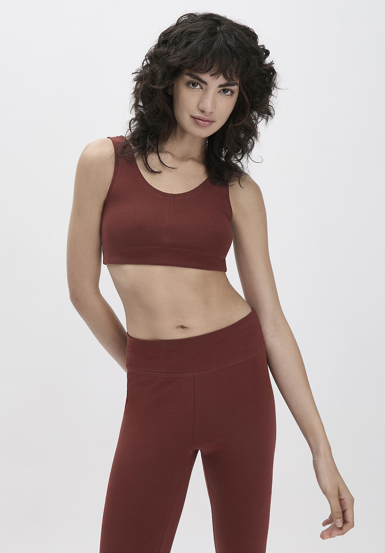 hessnatur Loungewear Bustier Fitted ACTIVE LIGHT aus Bio-Baumwolle - kastanienrot Grösse38 von hessnatur