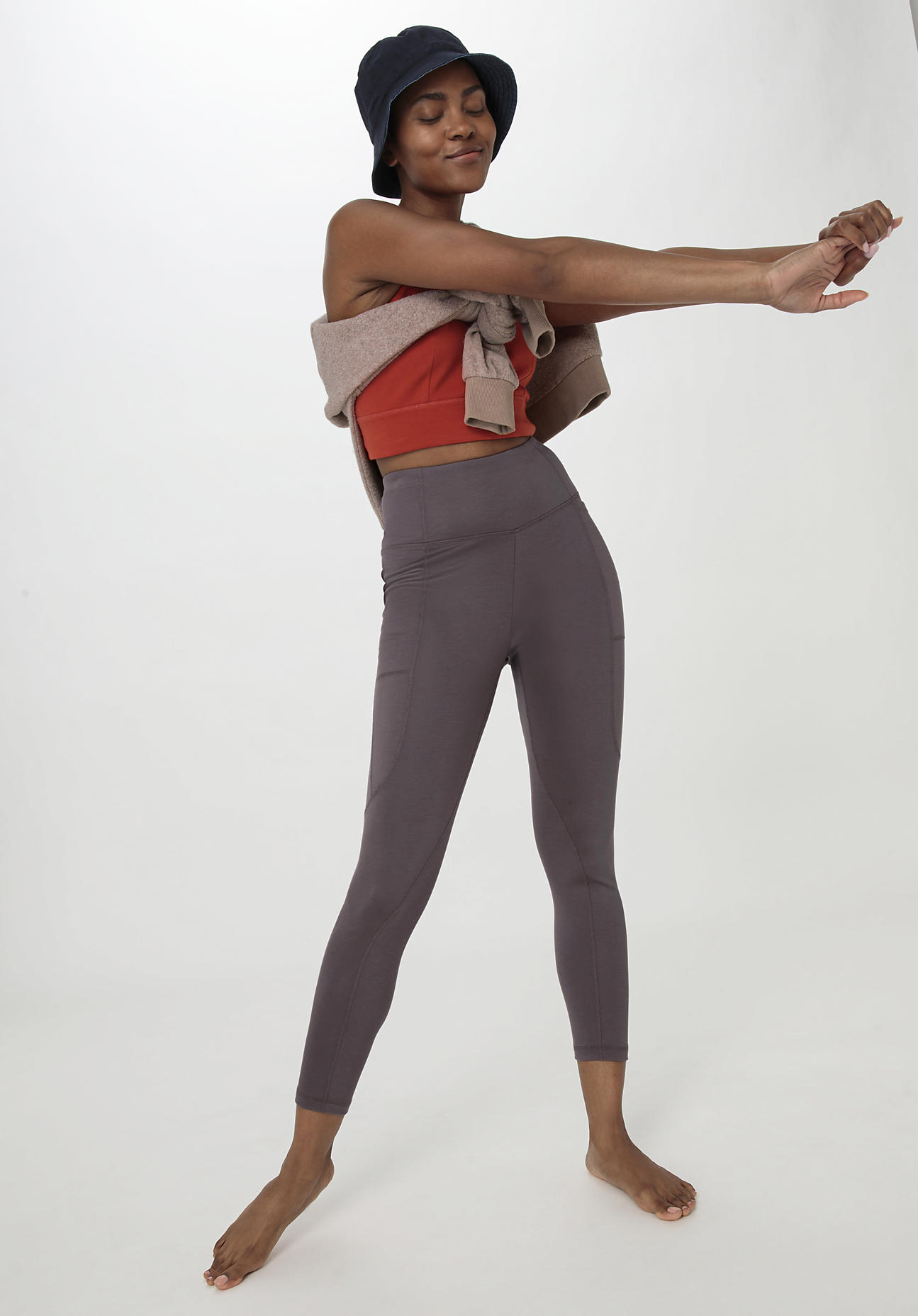 hessnatur Loungewear Leggings Fitted High Waist ACTIVE COMFORT aus TENCEL™ Modal - lila GrösseXL/l von hessnatur