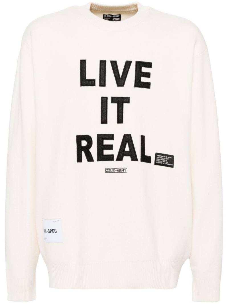 izzue appliqué slogan jumper - Neutrals von izzue