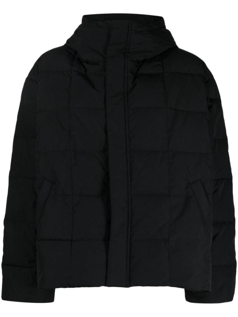 izzue hooded quilted padded jacket - Black von izzue