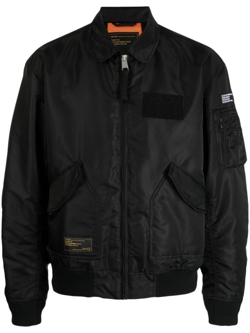 izzue logo-embroidered bomber jacket - Black von izzue