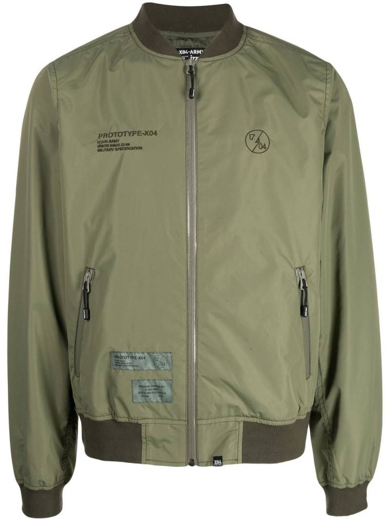 izzue logo-embroidered bomber jacket - Green von izzue