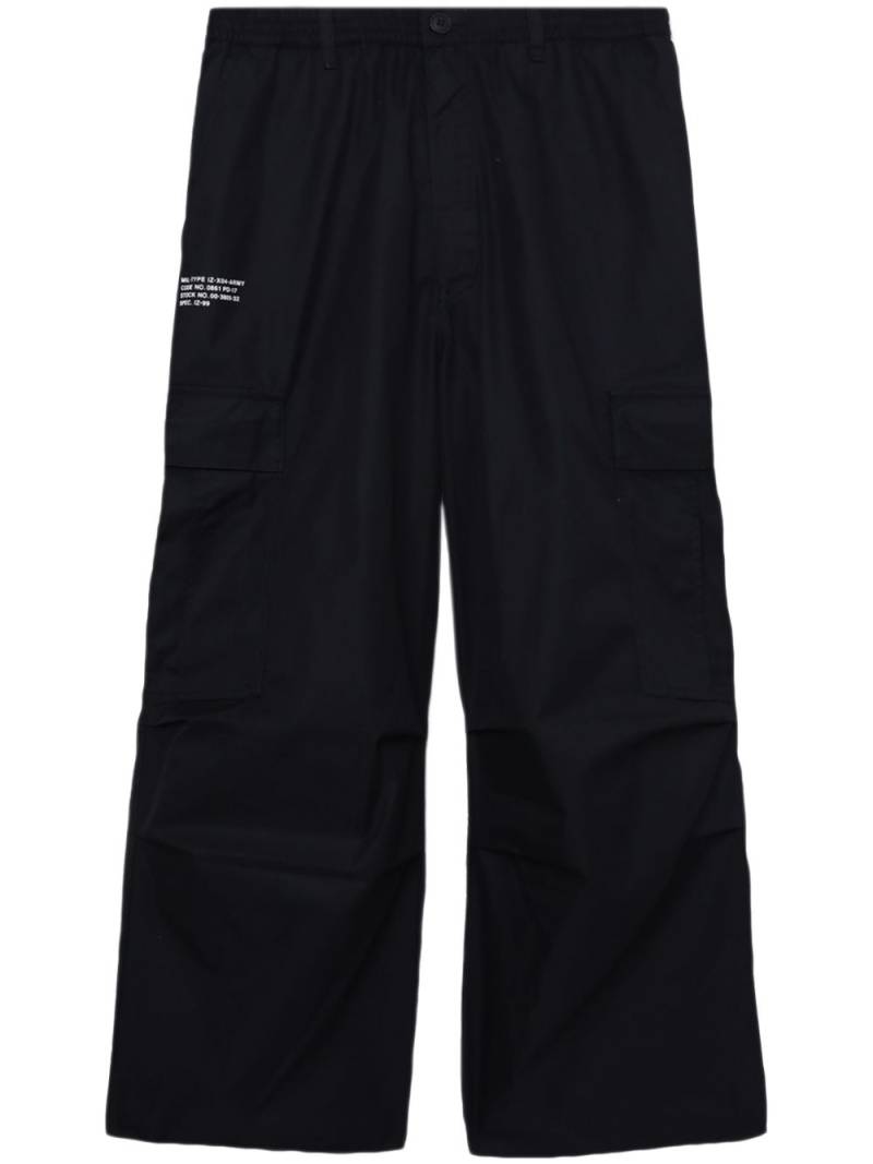 izzue wide-leg cargo trousers - Black von izzue