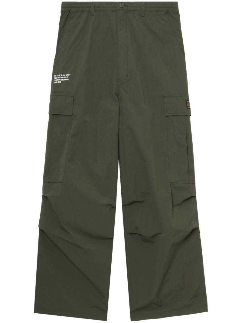 izzue wide-leg cargo trousers - Green von izzue