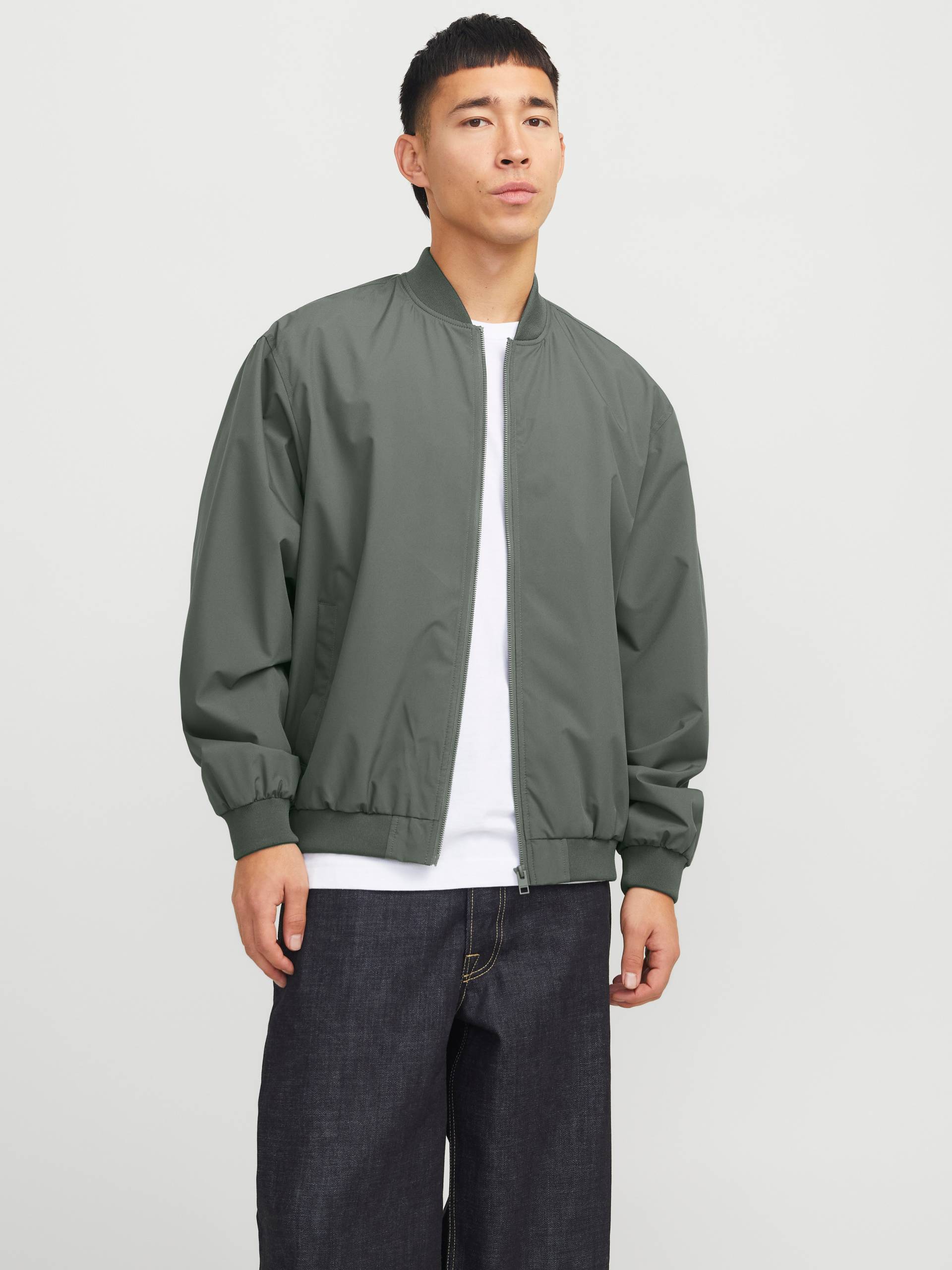 Jack & Jones Bomberjacke »JJECHARGE BOMBER JACKET NOOS«, ohne Kapuze, mit Rippbündchen von jack & jones