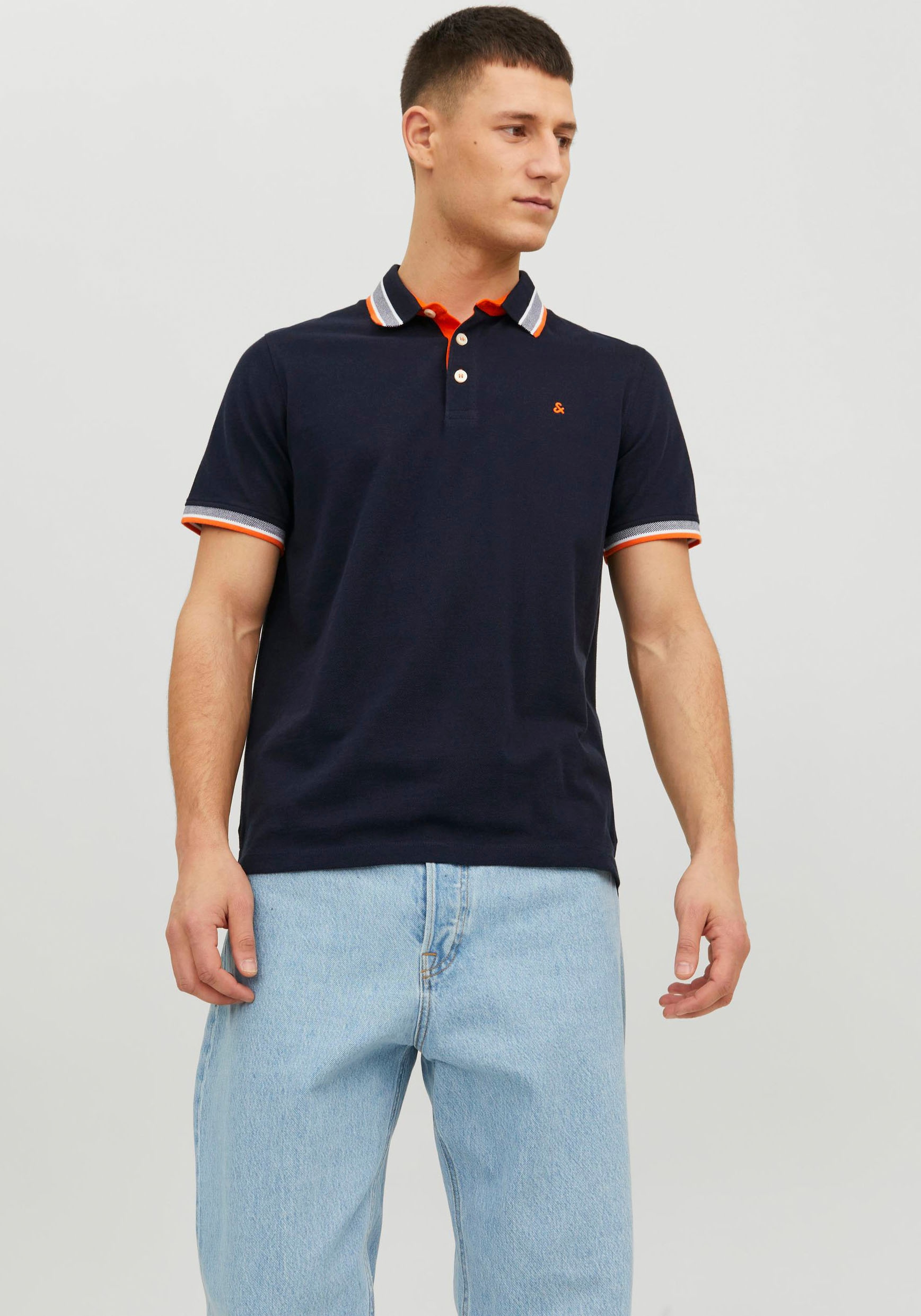 Jack & Jones Poloshirt »JJEPAULOS POLO SS NOOS«, mit Logo Stickerei Jack & Jones Poloshirt »JJEPAULOS POLO SS NOOS«, mit Logo Stickerei von jack & jones