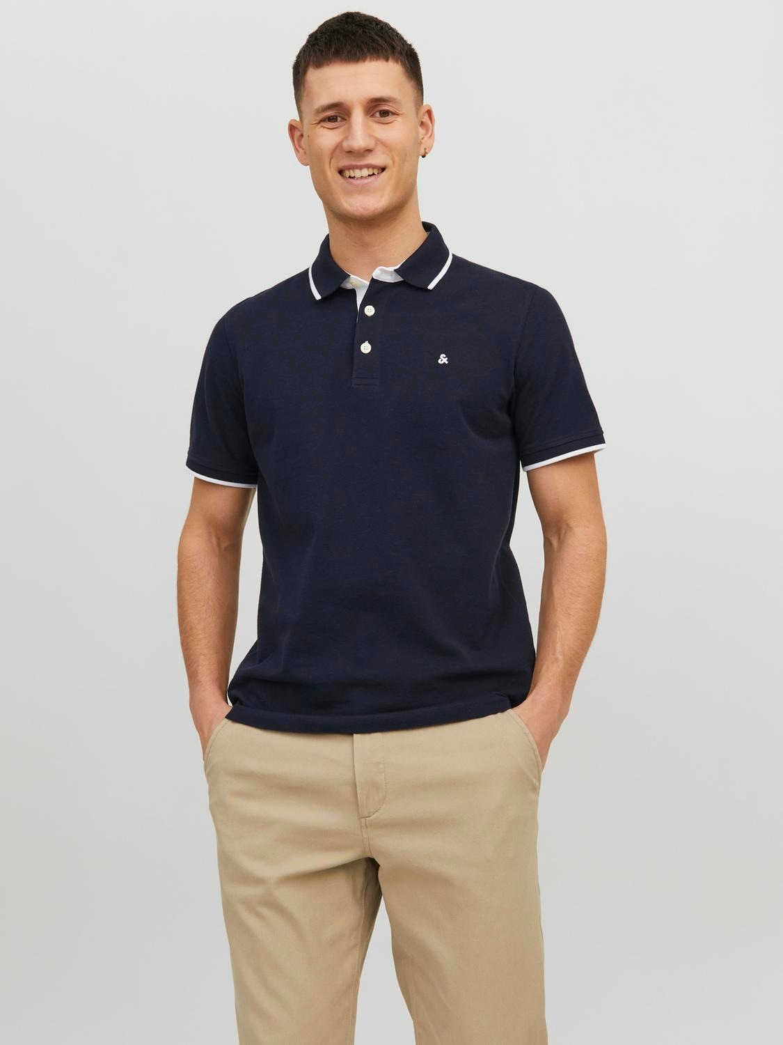 Jack & Jones Poloshirt »JJEPAULOS POLO SS NOOS«, mit Logo Stickerei Jack & Jones Poloshirt »JJEPAULOS POLO SS NOOS«, mit Logo Stickerei von jack & jones