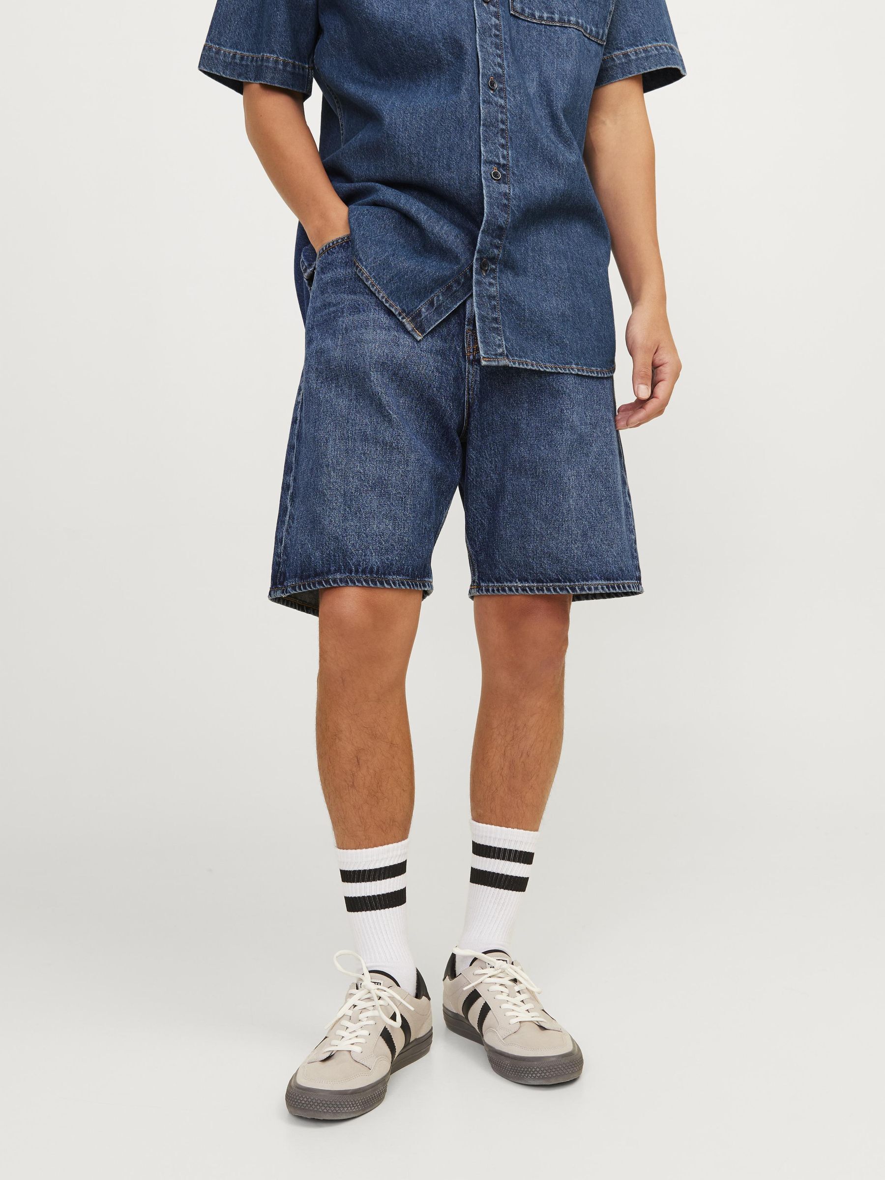 Jack & Jones Shorts »JJICHRIS JJCOOPER SHORTS SBD 920 SN« von jack & jones