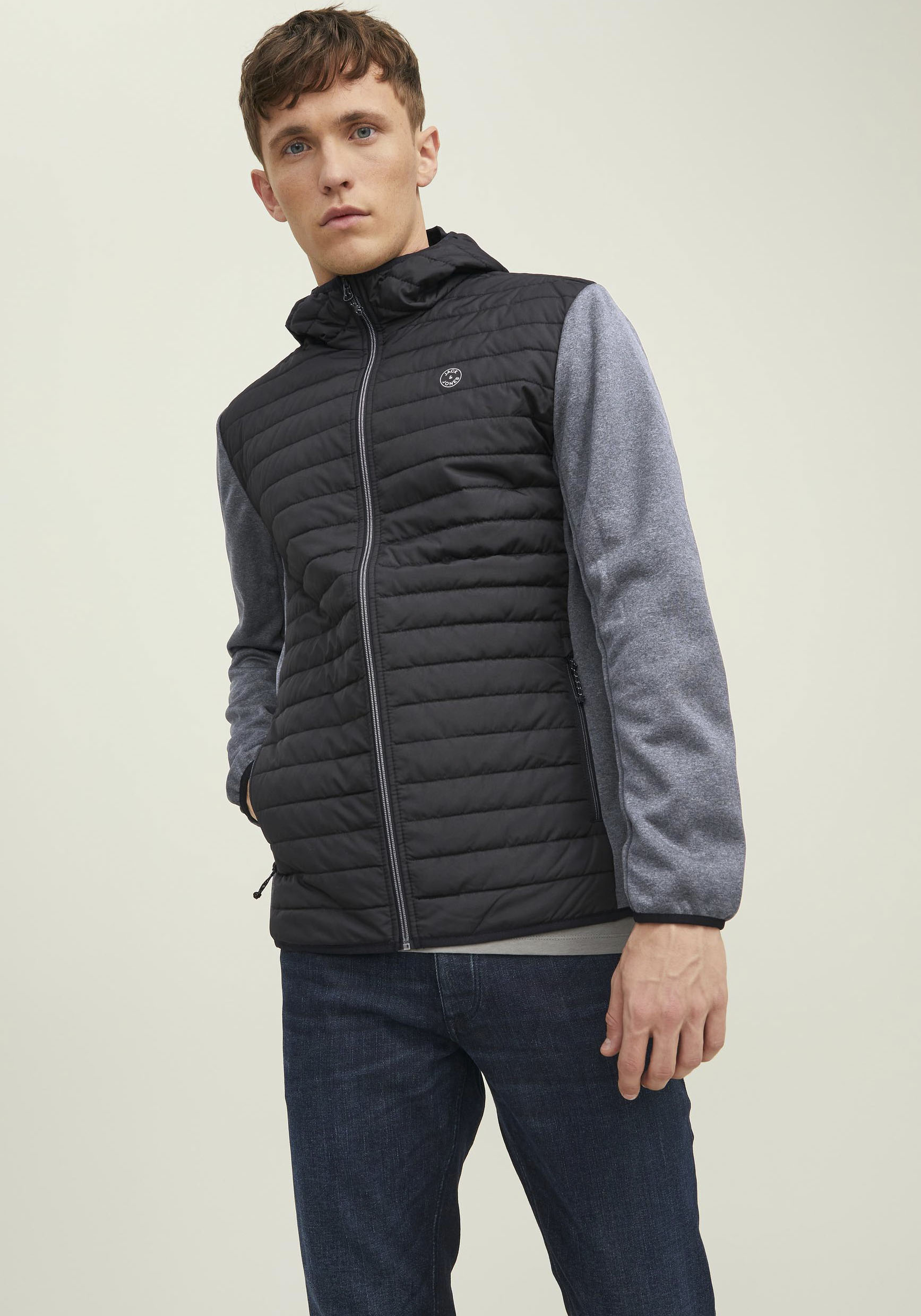 Jack & Jones Steppjacke »MULTI QUILTED JACKET«, mit Kapuze Jack & Jones Steppjacke »MULTI QUILTED JACKET«, mit Kapuze von jack & jones