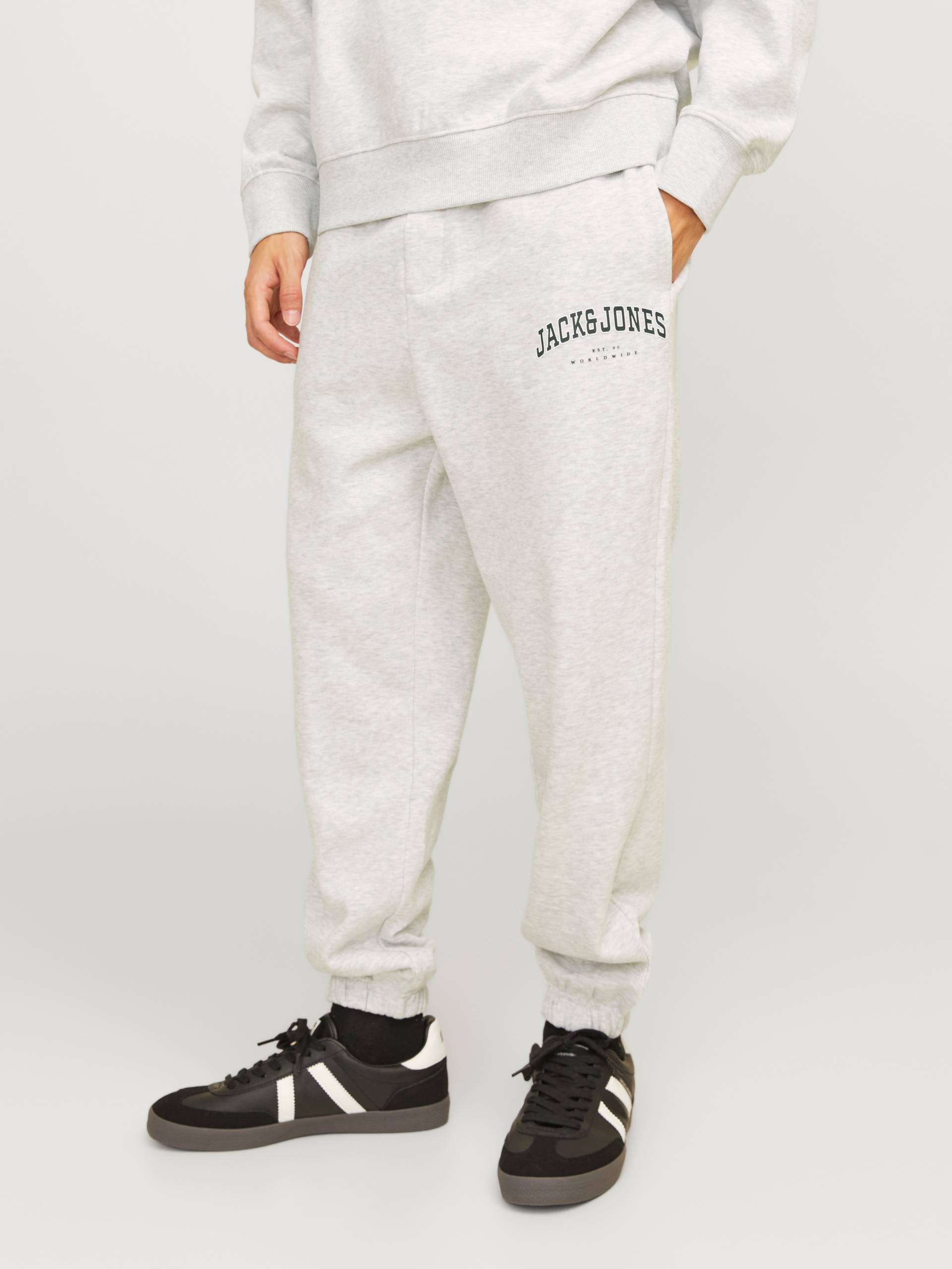 Jack & Jones Sweathose »JPSTKANE JJCALEB SWEAT PANTS AMT« Jack & Jones Sweathose »JPSTKANE JJCALEB SWEAT PANTS AMT« von jack & jones
