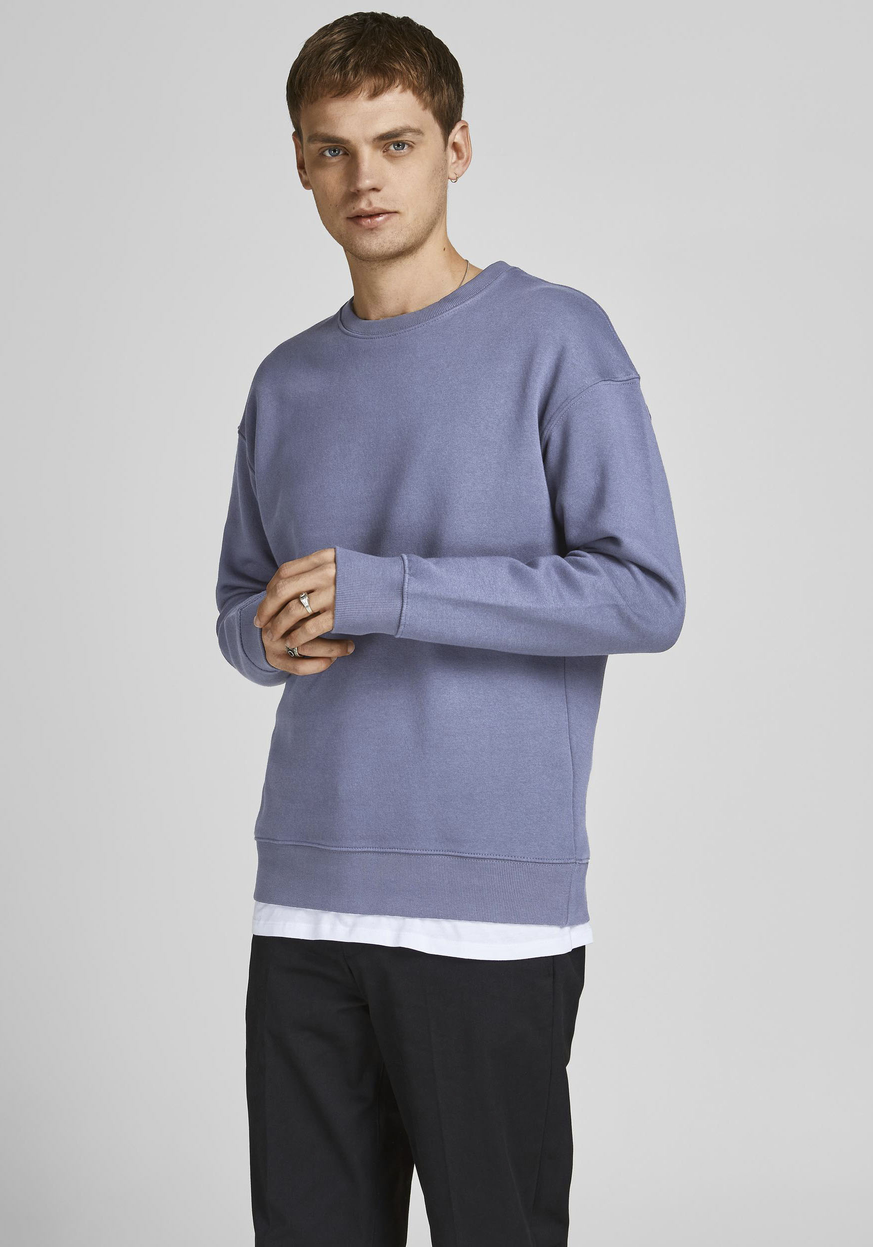 Jack & Jones Sweatshirt »JJESTAR BASIC SWEAT CREW NECK NOOS« Jack & Jones Sweatshirt »JJESTAR BASIC SWEAT CREW NECK NOOS« von jack & jones
