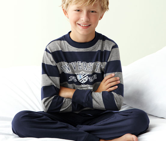 Jungen-Pyjama