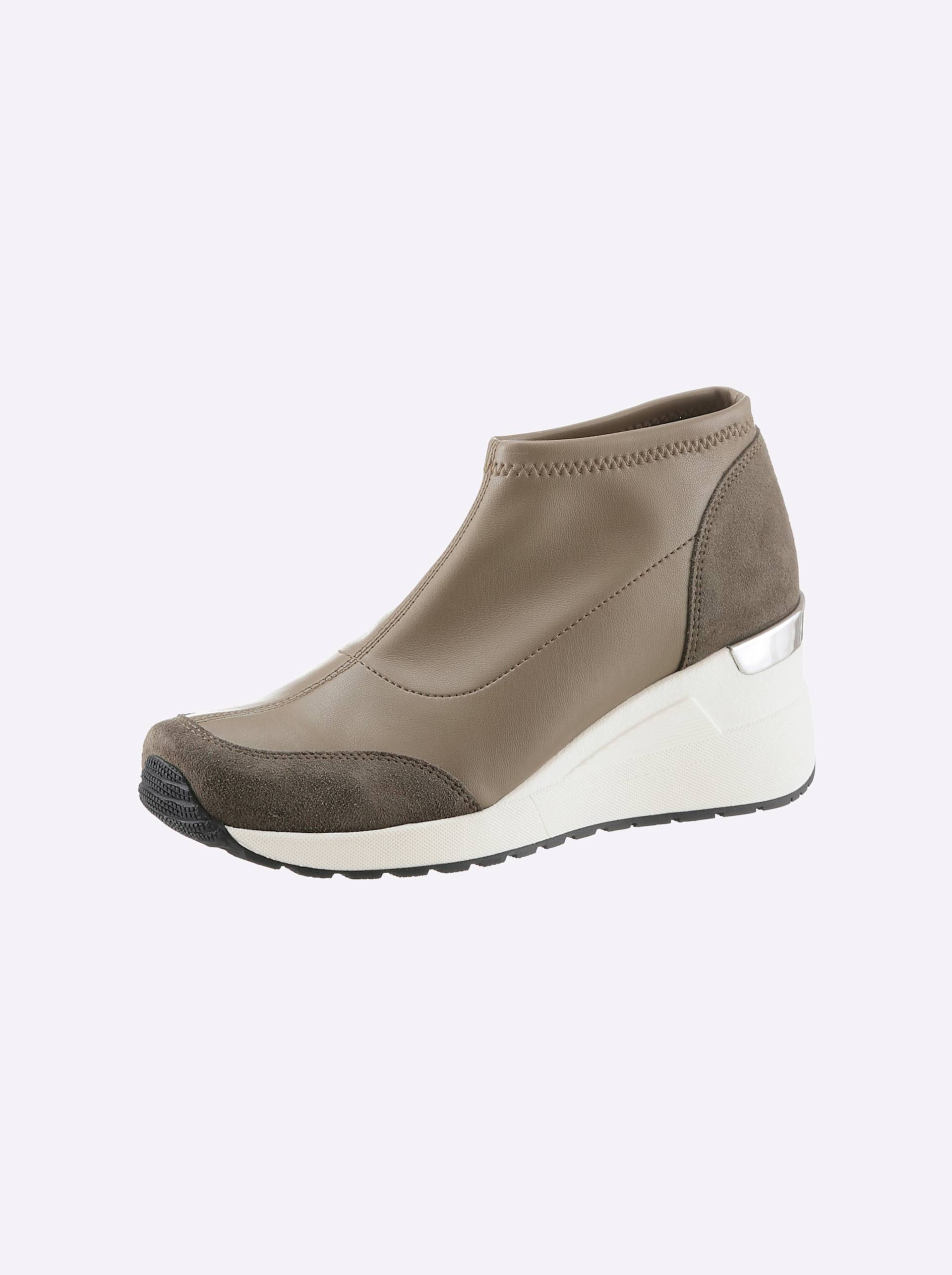 Kurzstiefelette in taupe von heine