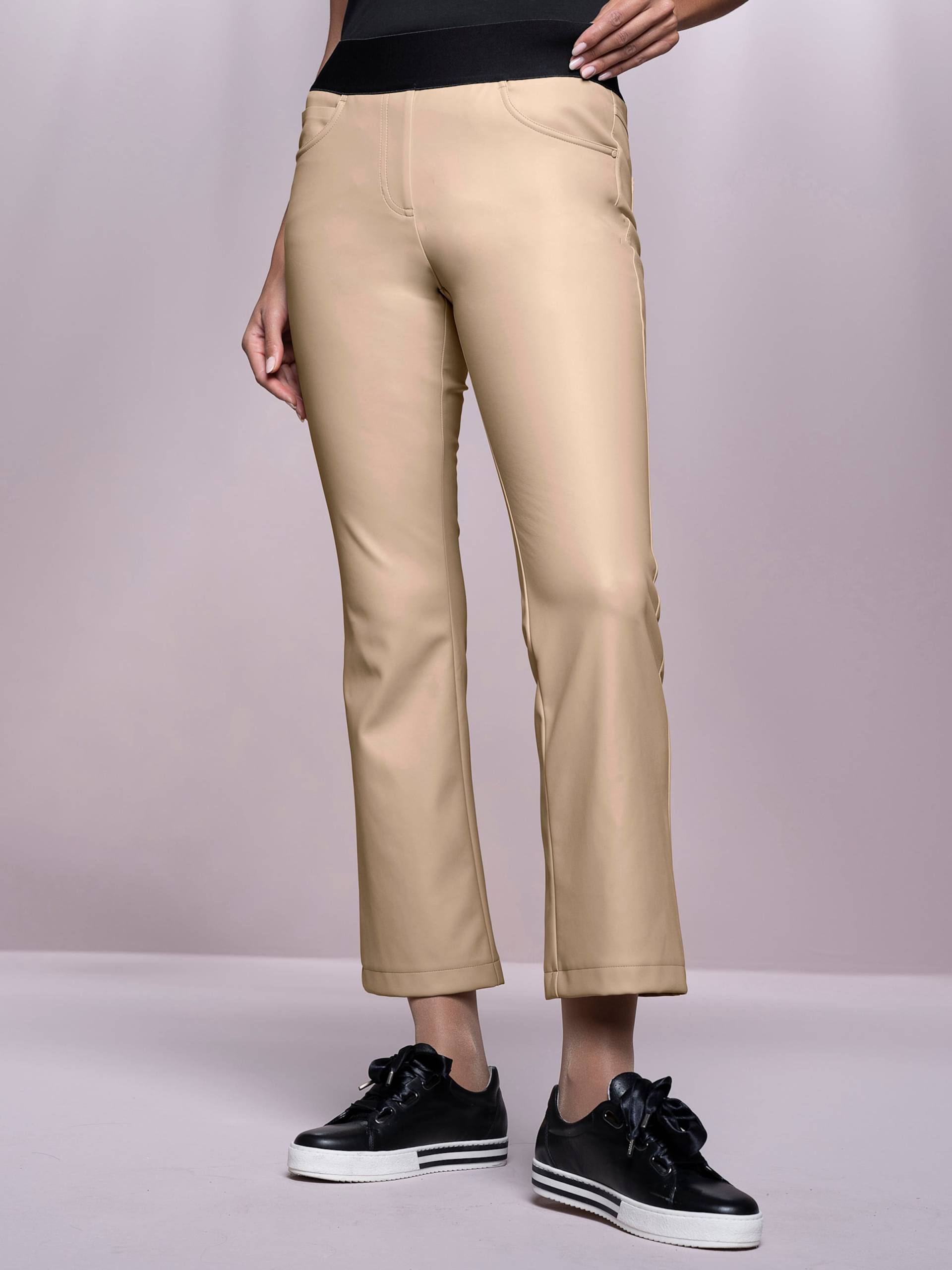 Lederimitat-Hose in beige von heine