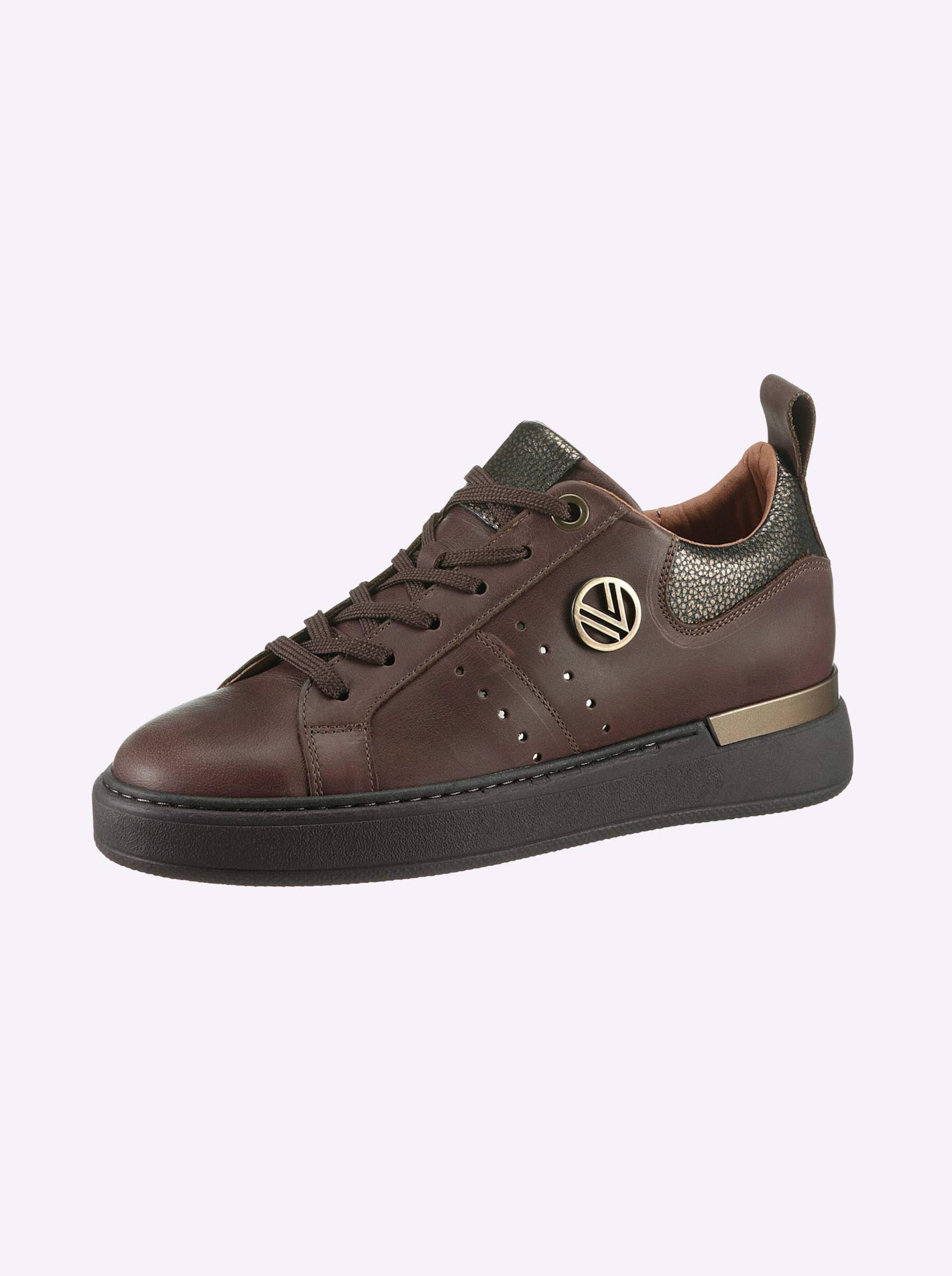 Sneaker Sneaker