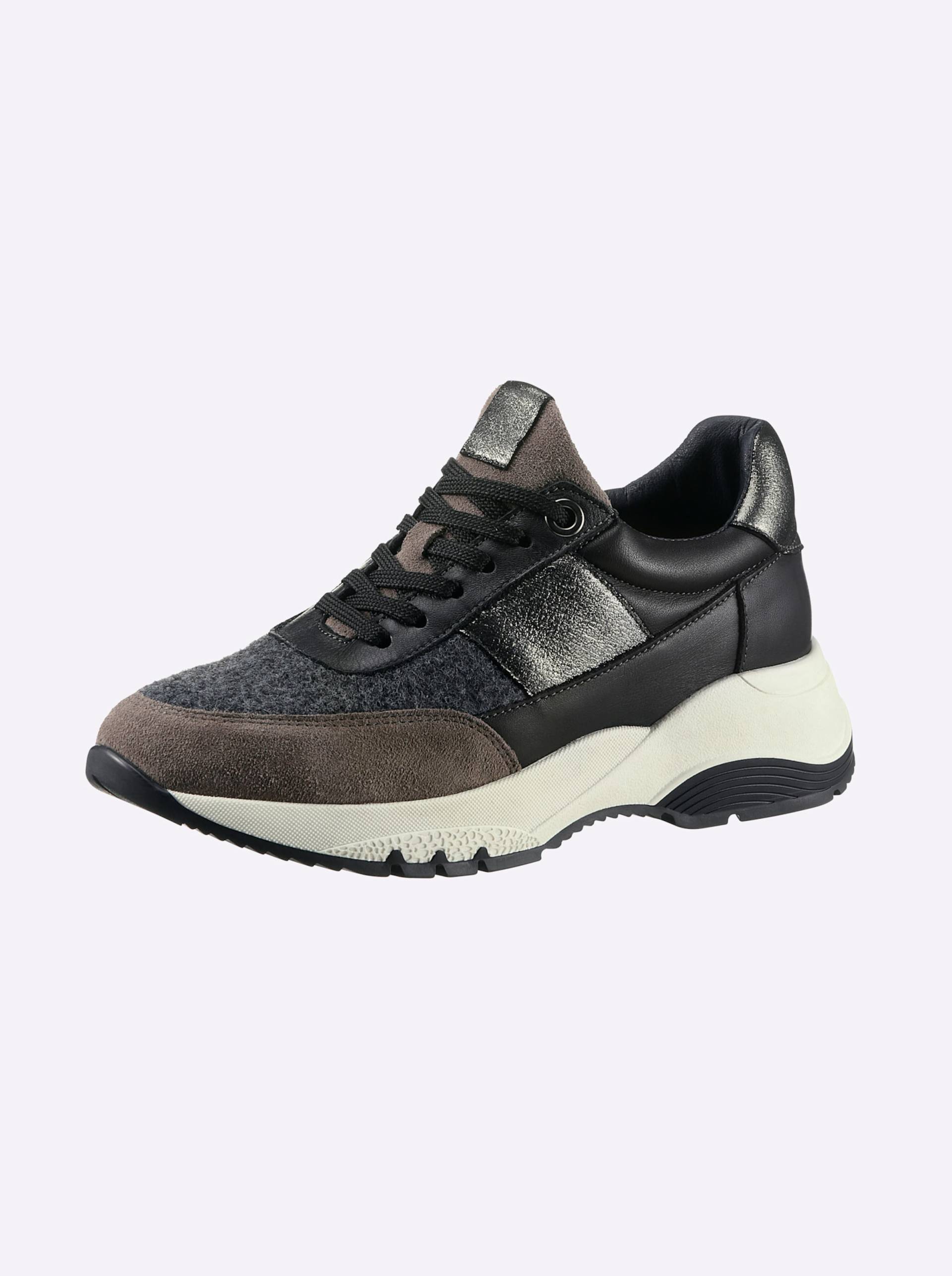 Sneaker Sneaker