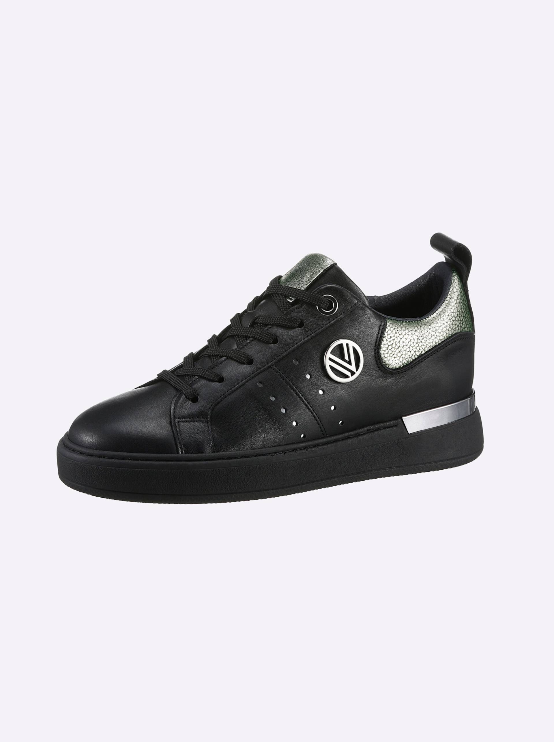 Sneaker Sneaker