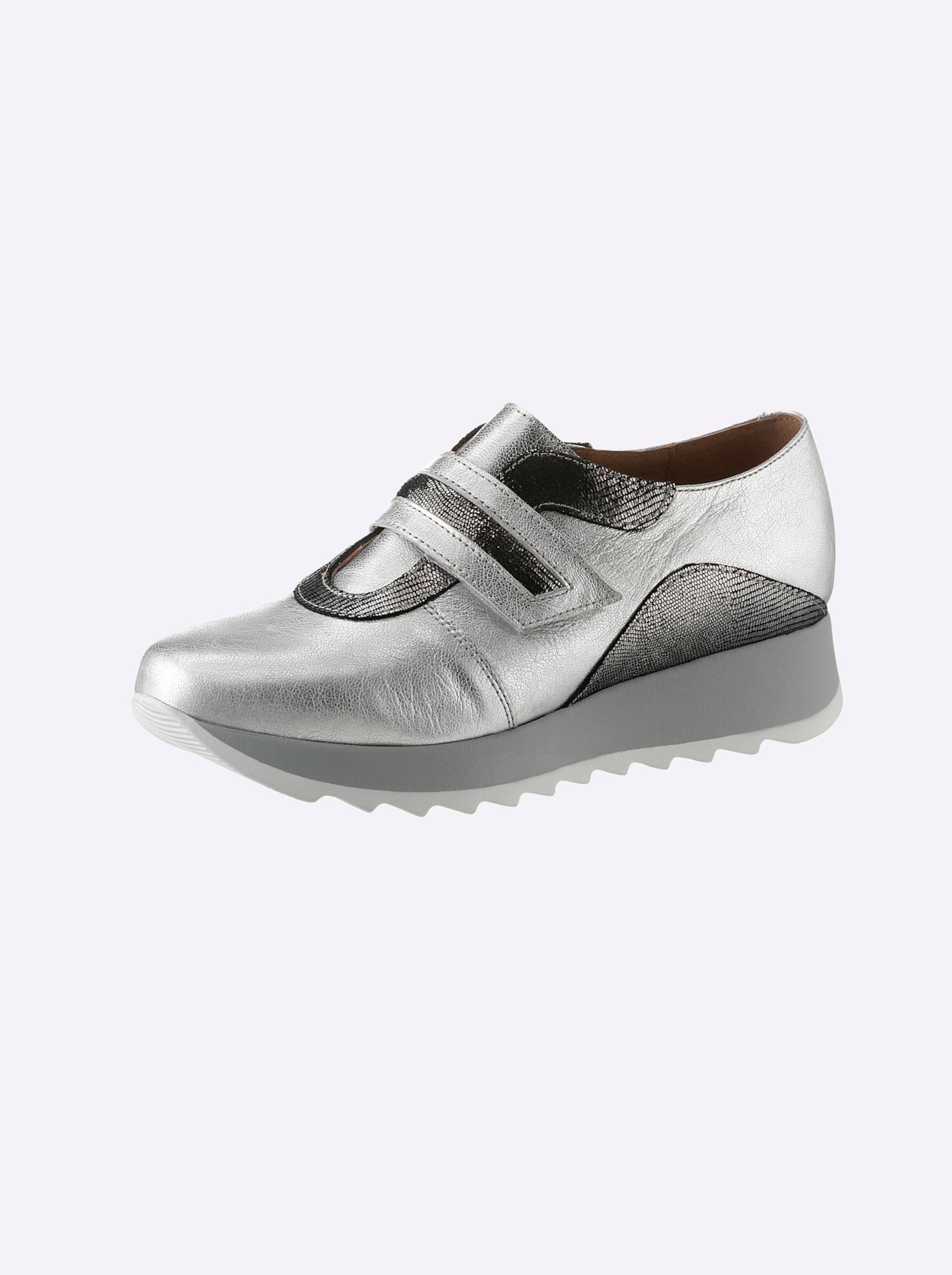 Sneaker Sneaker