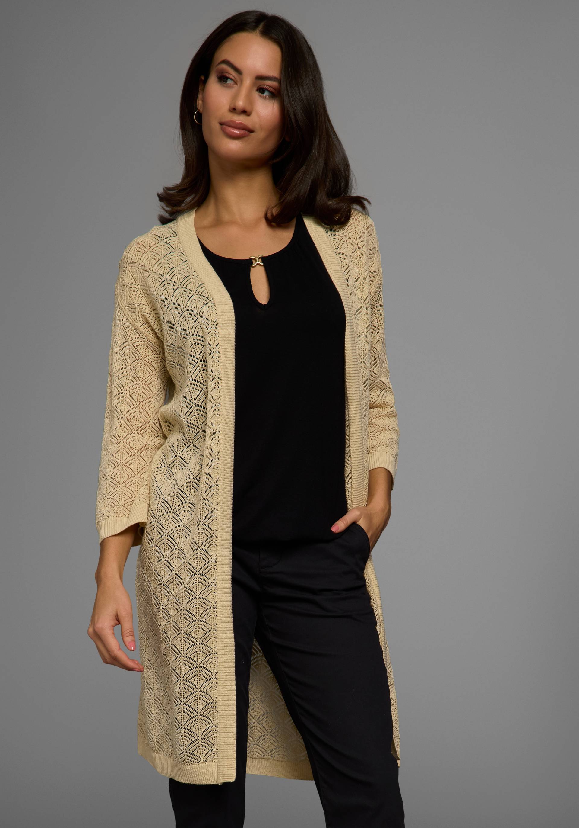 Laura Scott Cardigan, mit sommerlichem Ajourmuster - NEUE KOLLEKTION Laura Scott Cardigan, mit sommerlichem Ajourmuster - NEUE KOLLEKTION von laura scott