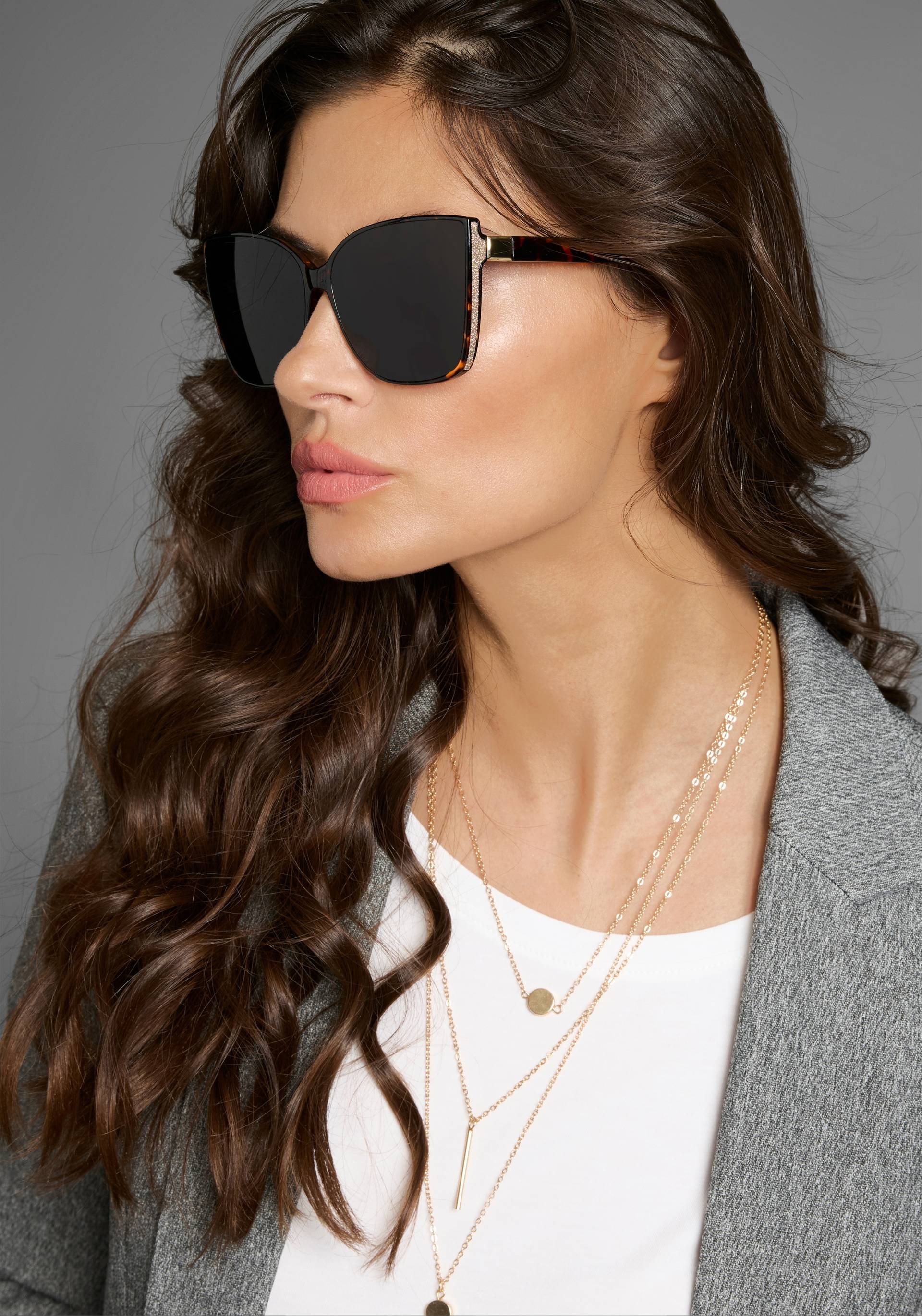 Laura Scott Sonnenbrille, mit glitzernden und goldfarbenden Details - NEW von laura scott