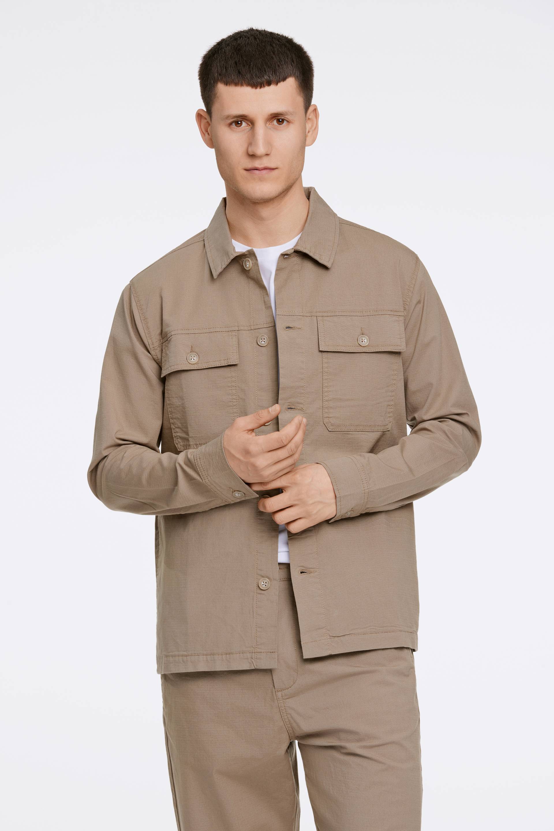 LINDBERGH Hemdjacke, mit Logostickerei unten links LINDBERGH Hemdjacke, mit Logostickerei unten links von lindbergh