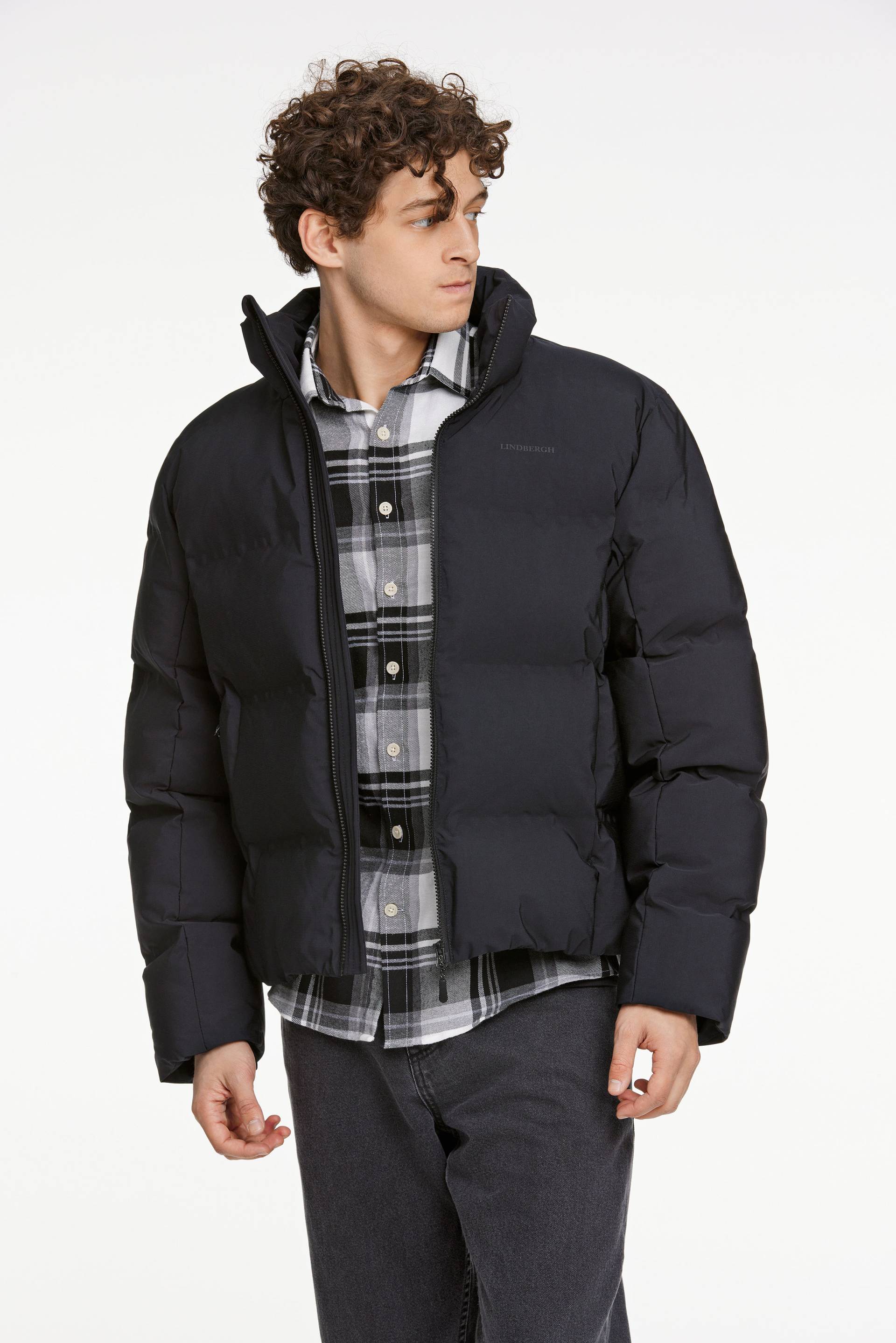 LINDBERGH Steppjacke, ohne Kapuze, mit Taschen LINDBERGH Steppjacke, ohne Kapuze, mit Taschen von lindbergh