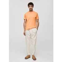 Basic-T-Shirt aus Comfort-Stretch-Baumwolle von mango man