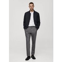 Fließende Regular Fit-Bundfaltenhose von mango man