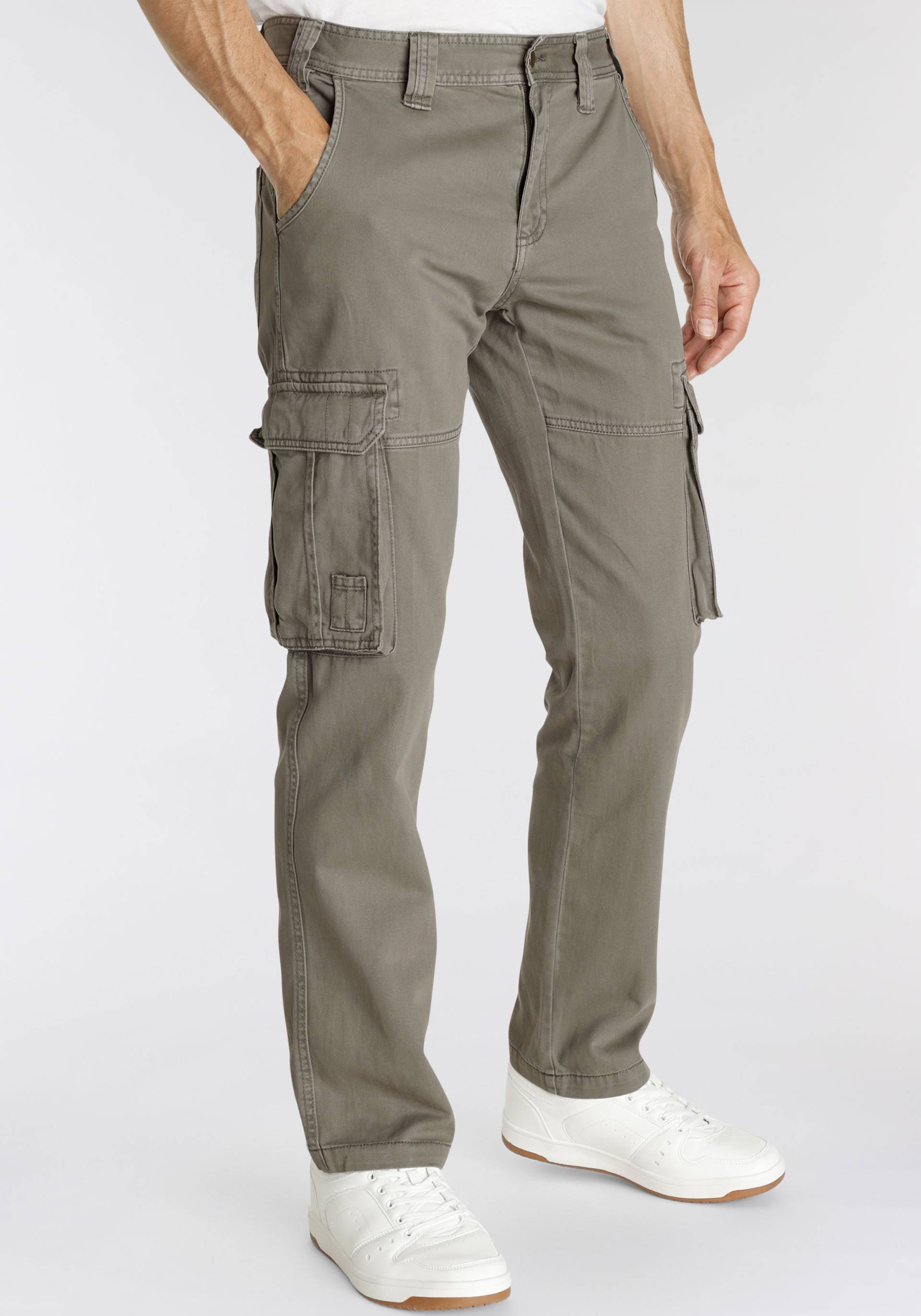 Man's World Cargohose, mit aufgesetzten Taschen von mans world