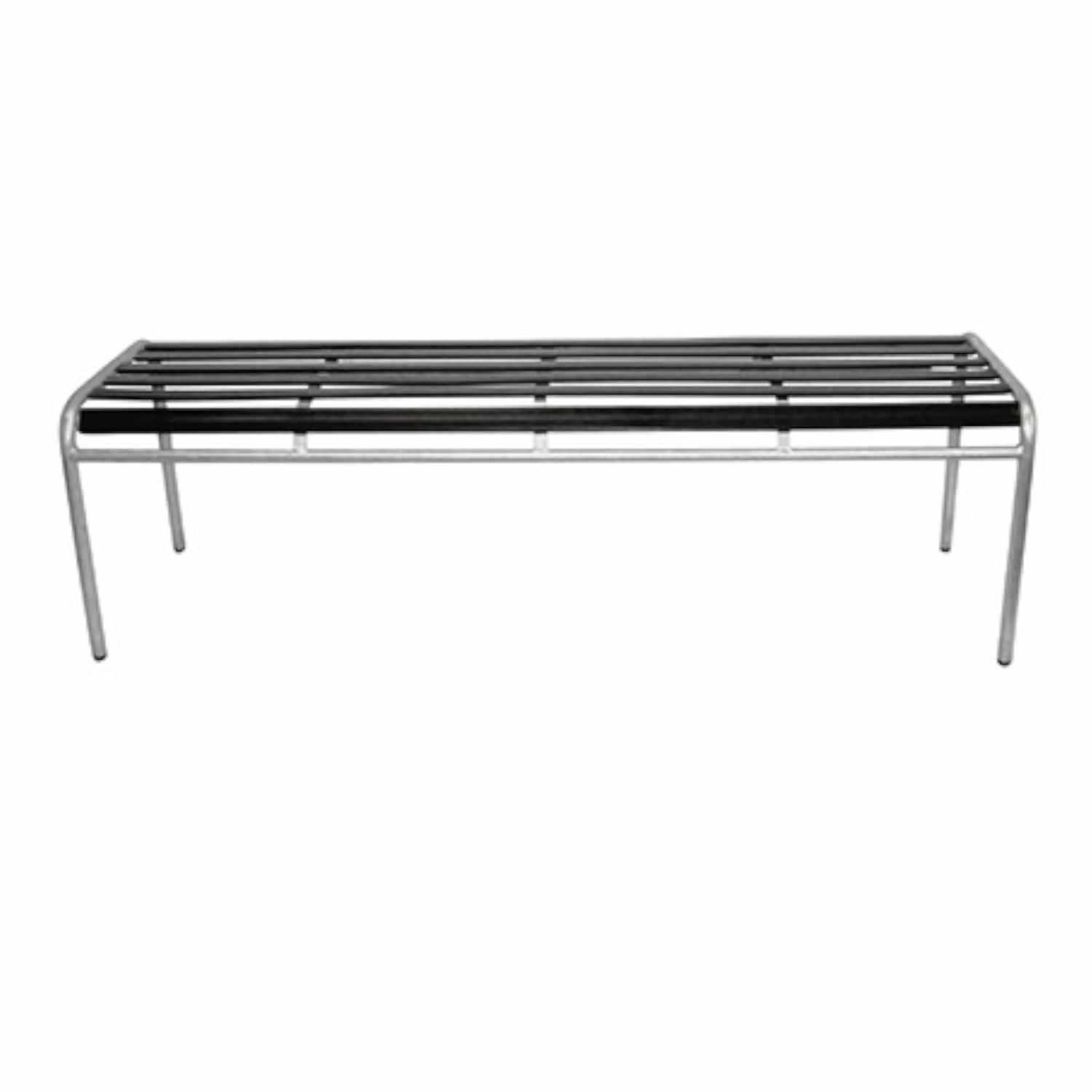 Bättig Modell 25 Bank, Grösse l. 210 cm, Farbe ral 3000 rot Bättig Modell 25 Bank, Grösse l. 210 cm, Farbe ral 3000 rot von manufakt