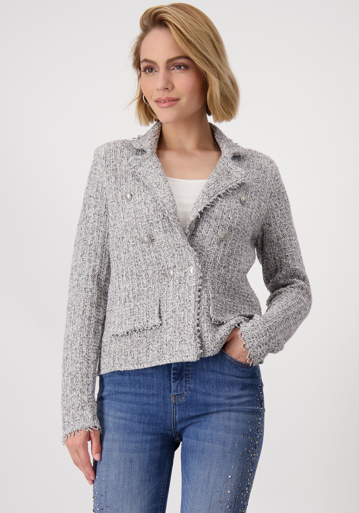 Monari Kurzblazer, mit Glitzerfäden Monari Kurzblazer, mit Glitzerfäden von monari