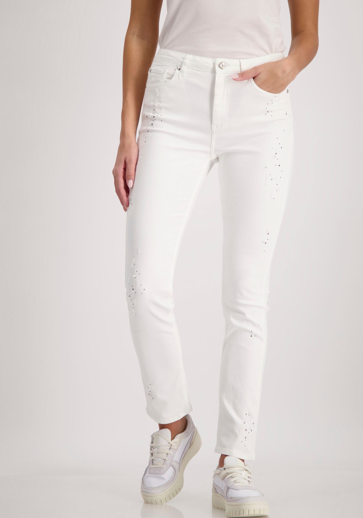 Monari Röhrenjeans, mit Glitzernieten von monari