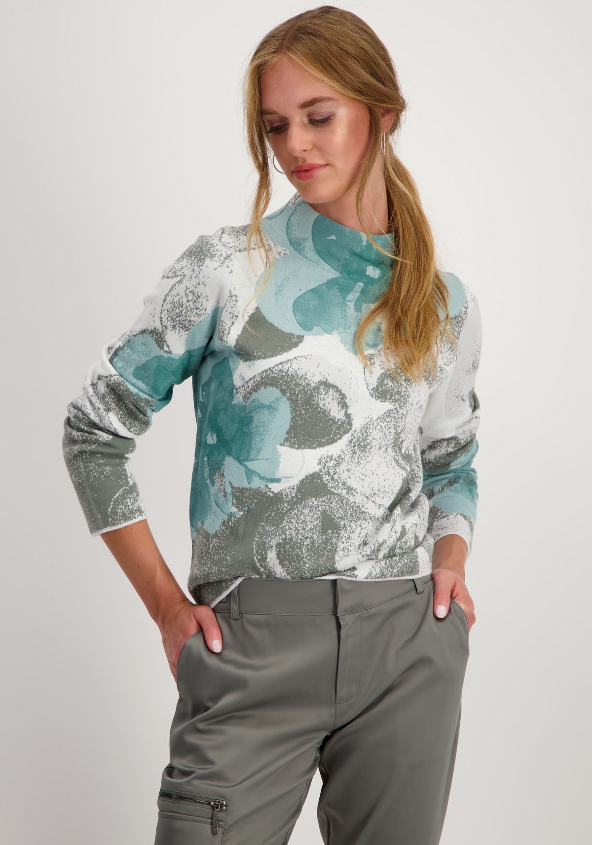 Monari Strickpullover, mit Allover-Blumenmuster Monari Strickpullover, mit Allover-Blumenmuster von monari