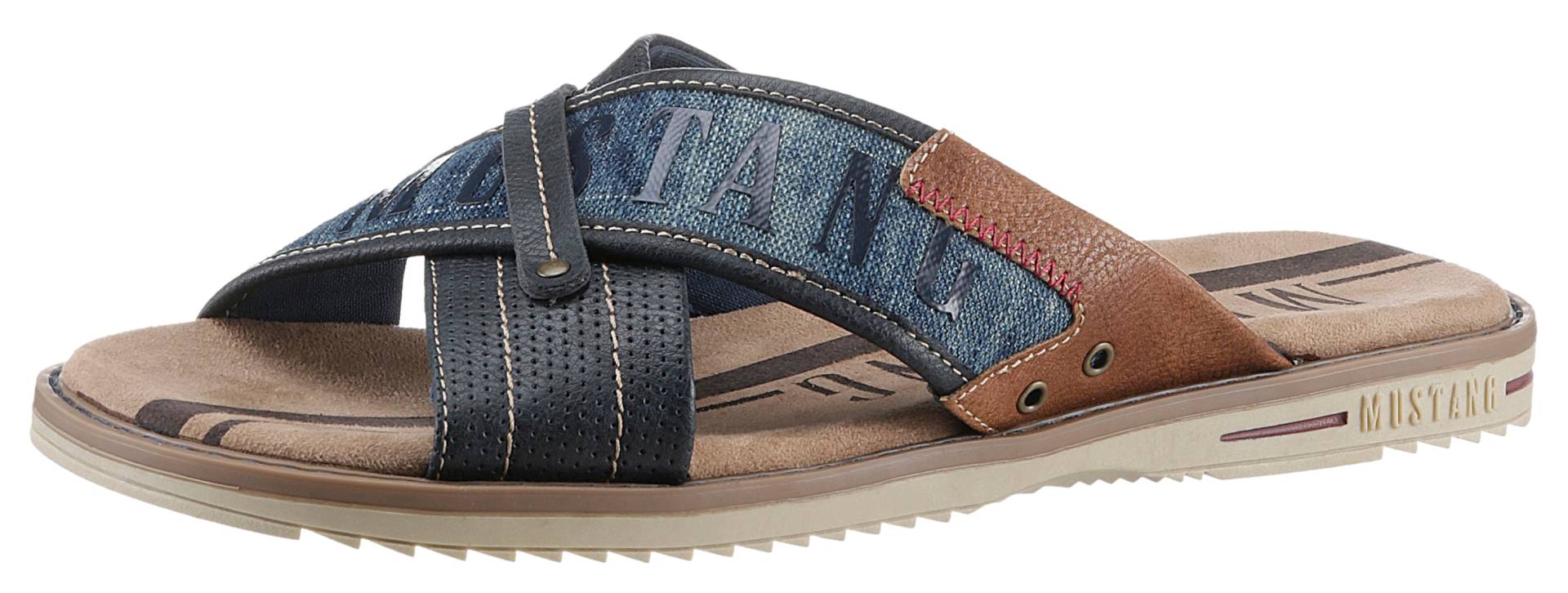 Mustang Shoes Pantolette, Sommerschuh, Schlappen, Poolslides, mit auffälligem Logoschriftzug Mustang Shoes Pantolette, Sommerschuh, Schlappen, Poolslides, mit auffälligem Logoschriftzug von mustang shoes