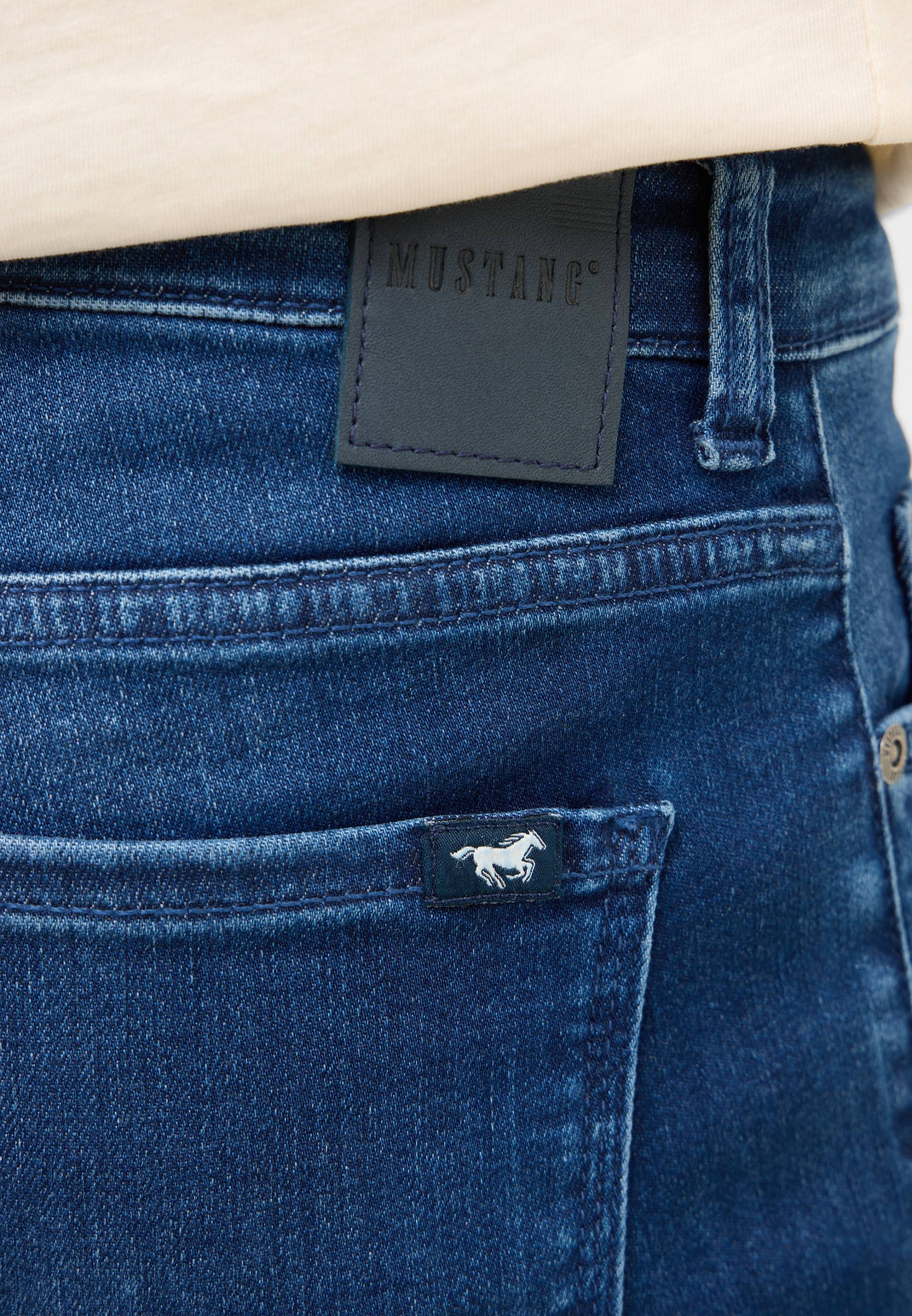 MUSTANG Straight-Jeans »Damen Style Crosby Relaxed Straight« MUSTANG Straight-Jeans »Damen Style Crosby Relaxed Straight« von mustang