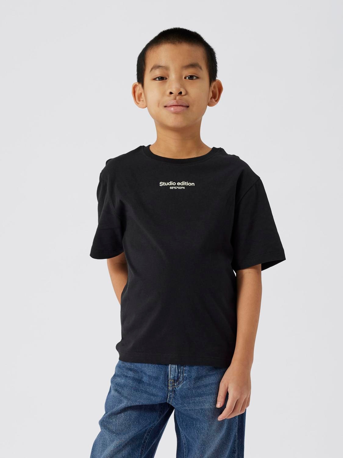 Name It T-Shirt »NKMBRODY SS NREG TOP NOOS« Name It T-Shirt »NKMBRODY SS NREG TOP NOOS« von name it