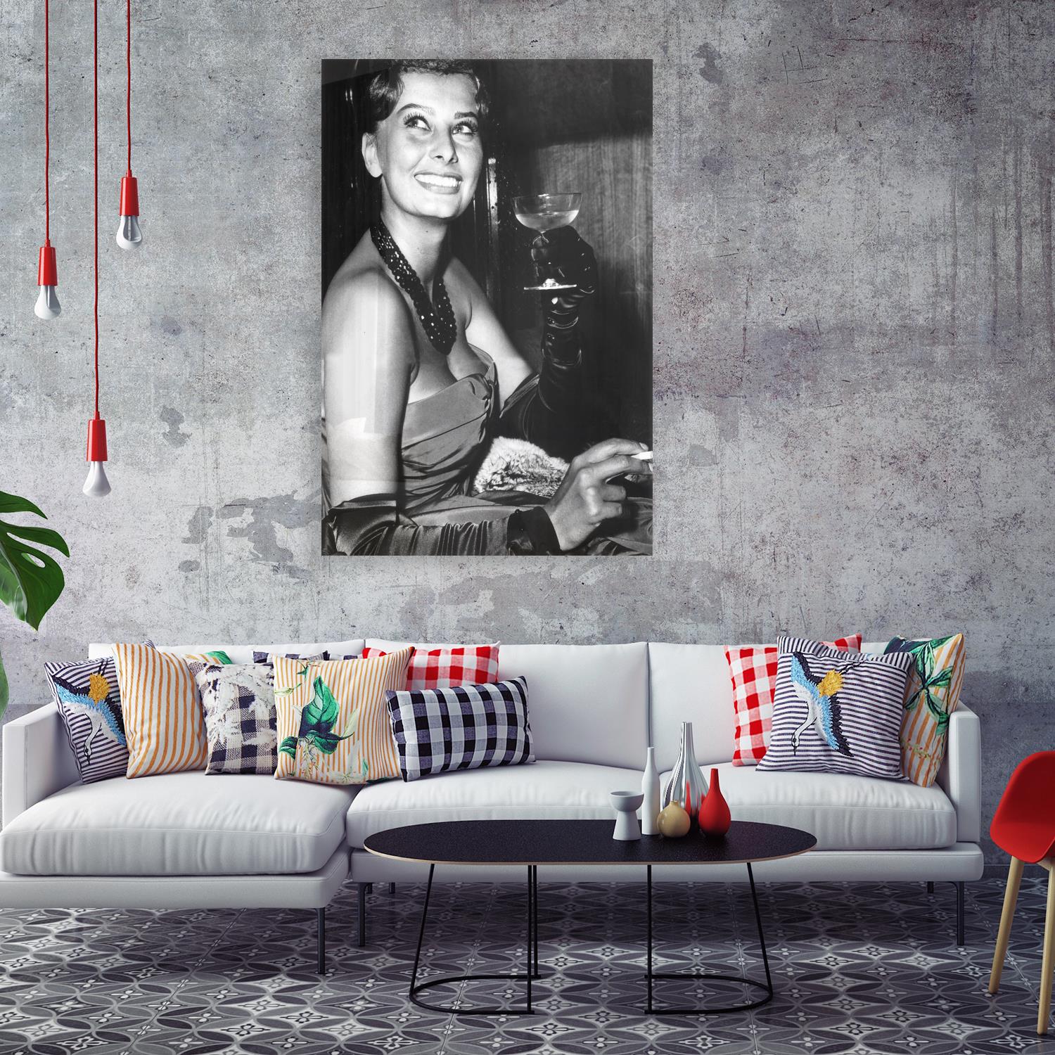 queence Acrylglasbild »Sophia Loren mit Champagne«, Schwarz-Weiss-Frau-Stars-Portrait-Foto-Film-Filmfiguren-Filmszene, Fine Art-Print in Galeriequalität von queence