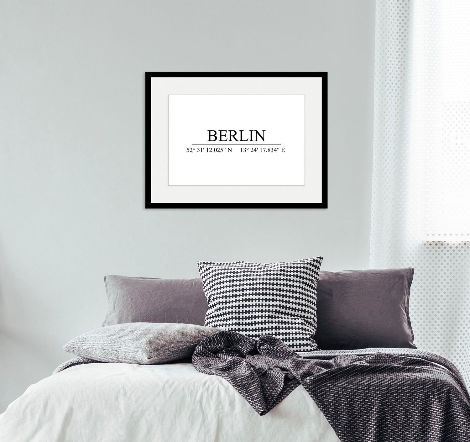 queence Bild »BERLIN«, Städte-Stadt-Berlin-Schwarz-Weiss-Deutschland, (1 St.), HD Premium Poster-Druck inkl. Holzrahmen von queence