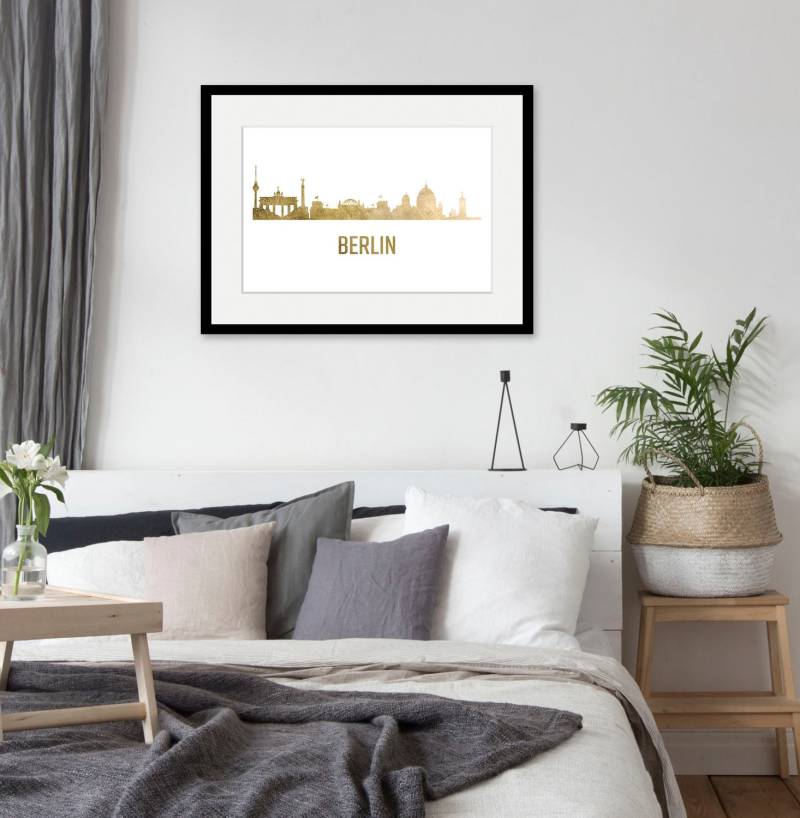 queence Bild »Berlin Skyline GOLD«, Städte-Schriftzug-Deutschland-Stadt-Berlin, (1 St.), HD Premium Poster-Druck inkl. Holzrahmen von queence