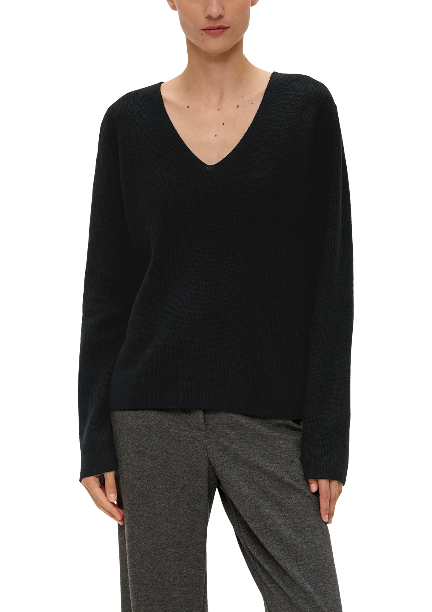 s.Oliver BLACK LABEL Strickpullover, mit leicht überschnittenen Schultern von s.Oliver BLACK LABEL