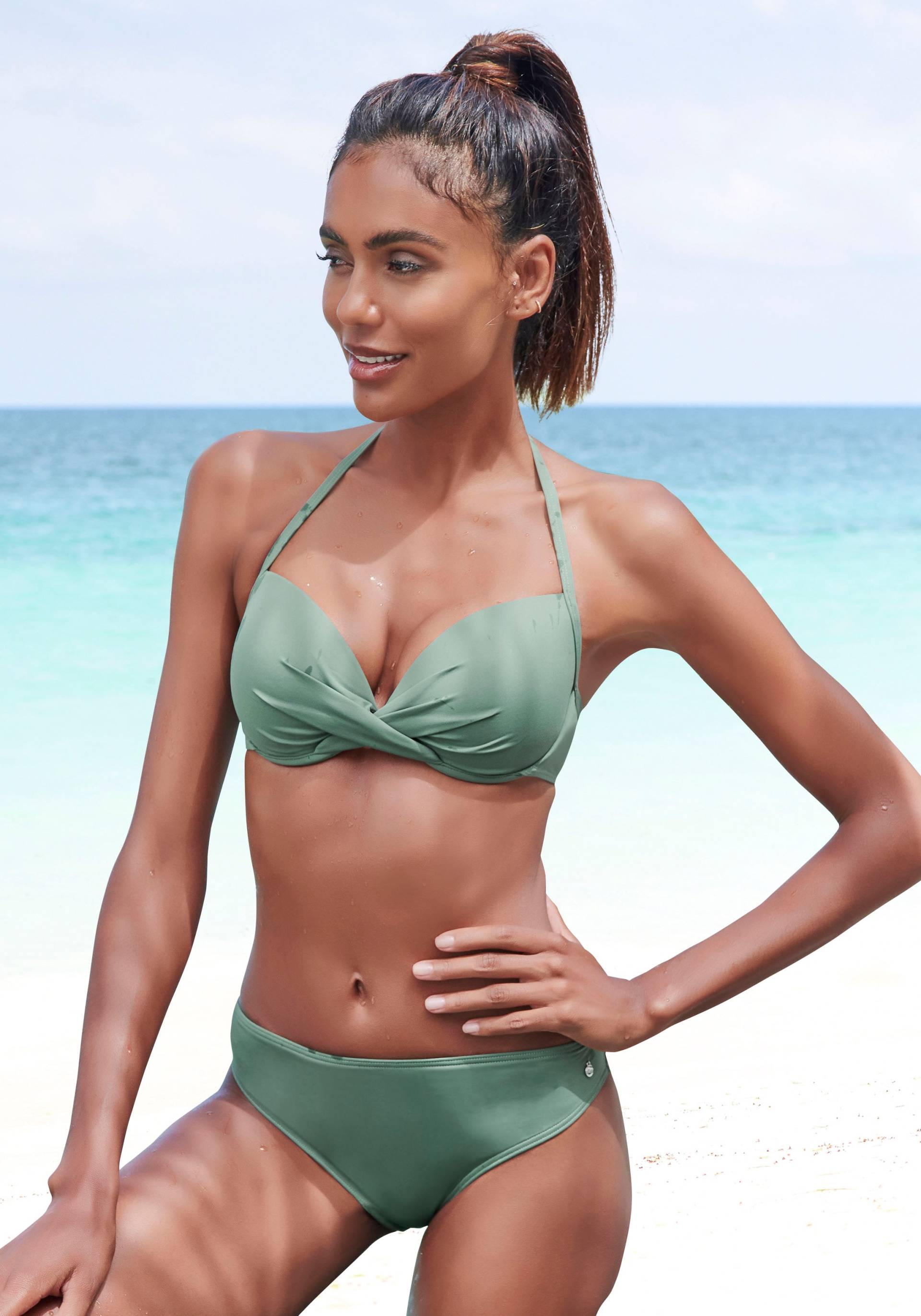 s.Oliver Bikini-Hose »Spain«, in modischen Unifarben s.Oliver Bikini-Hose »Spain«, in modischen Unifarben von s.Oliver